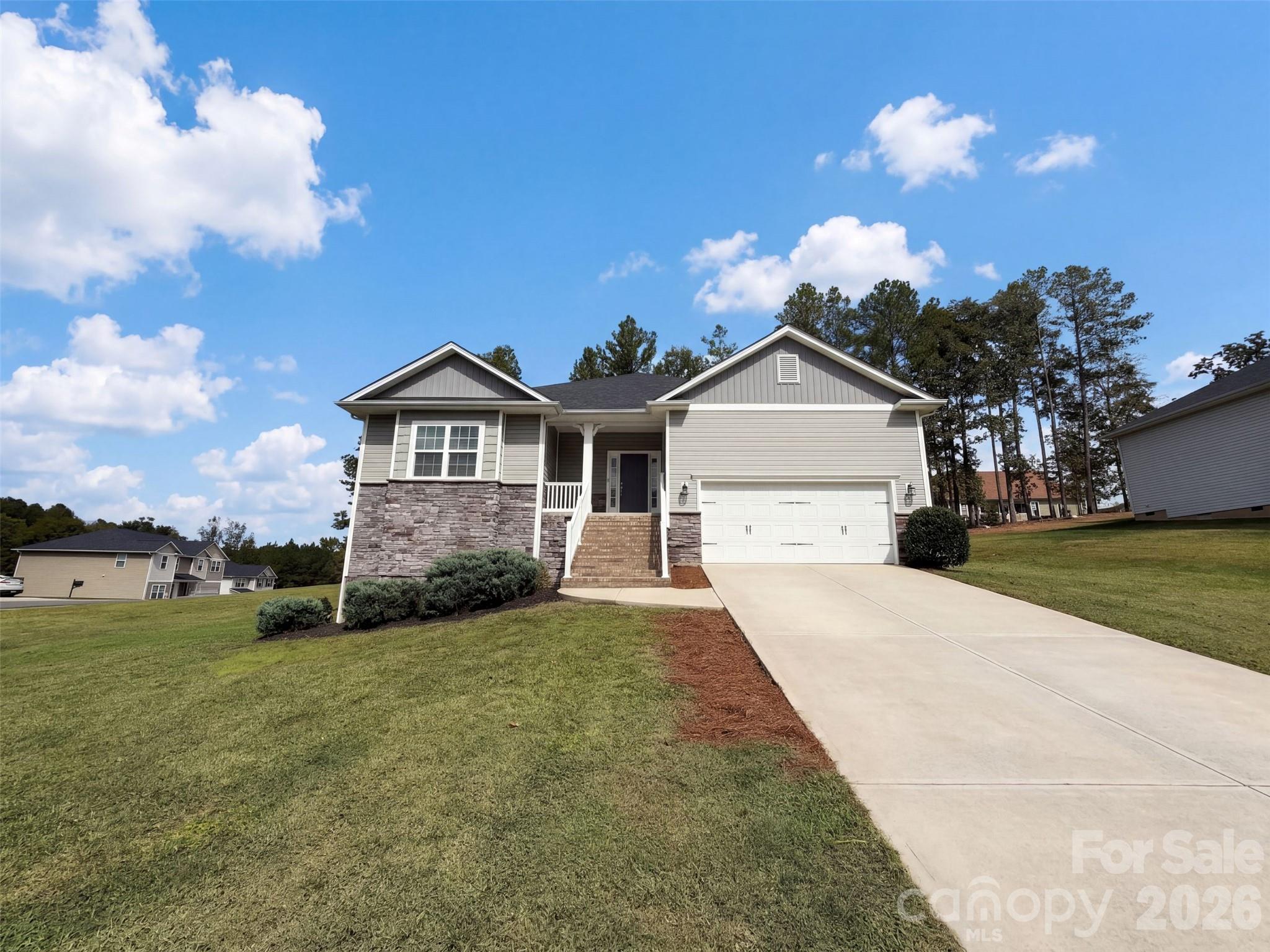 225 Jaida Lane Property Photo 1