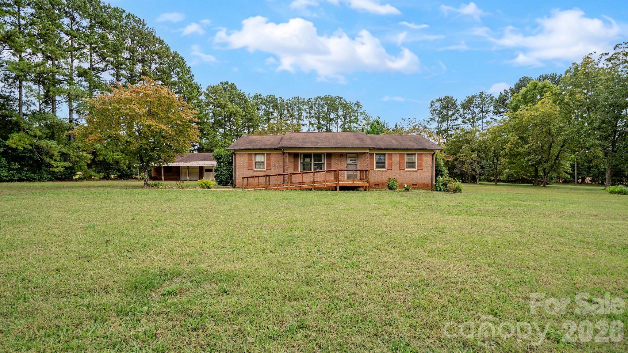 6007 Mooresville Road Property Photo 1