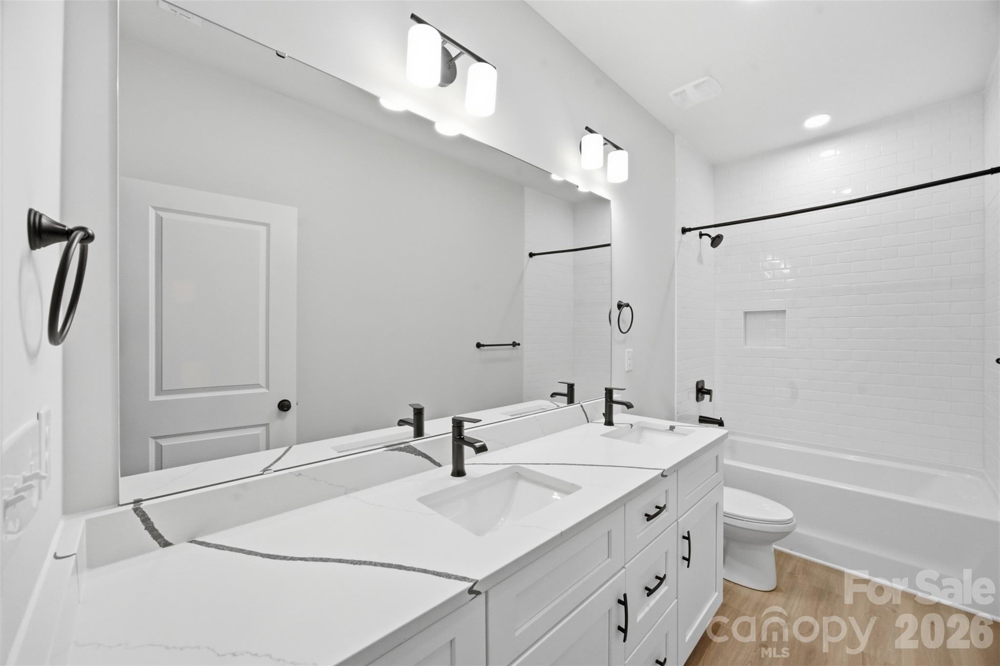 605 Coulwood Drive Property Photo 25