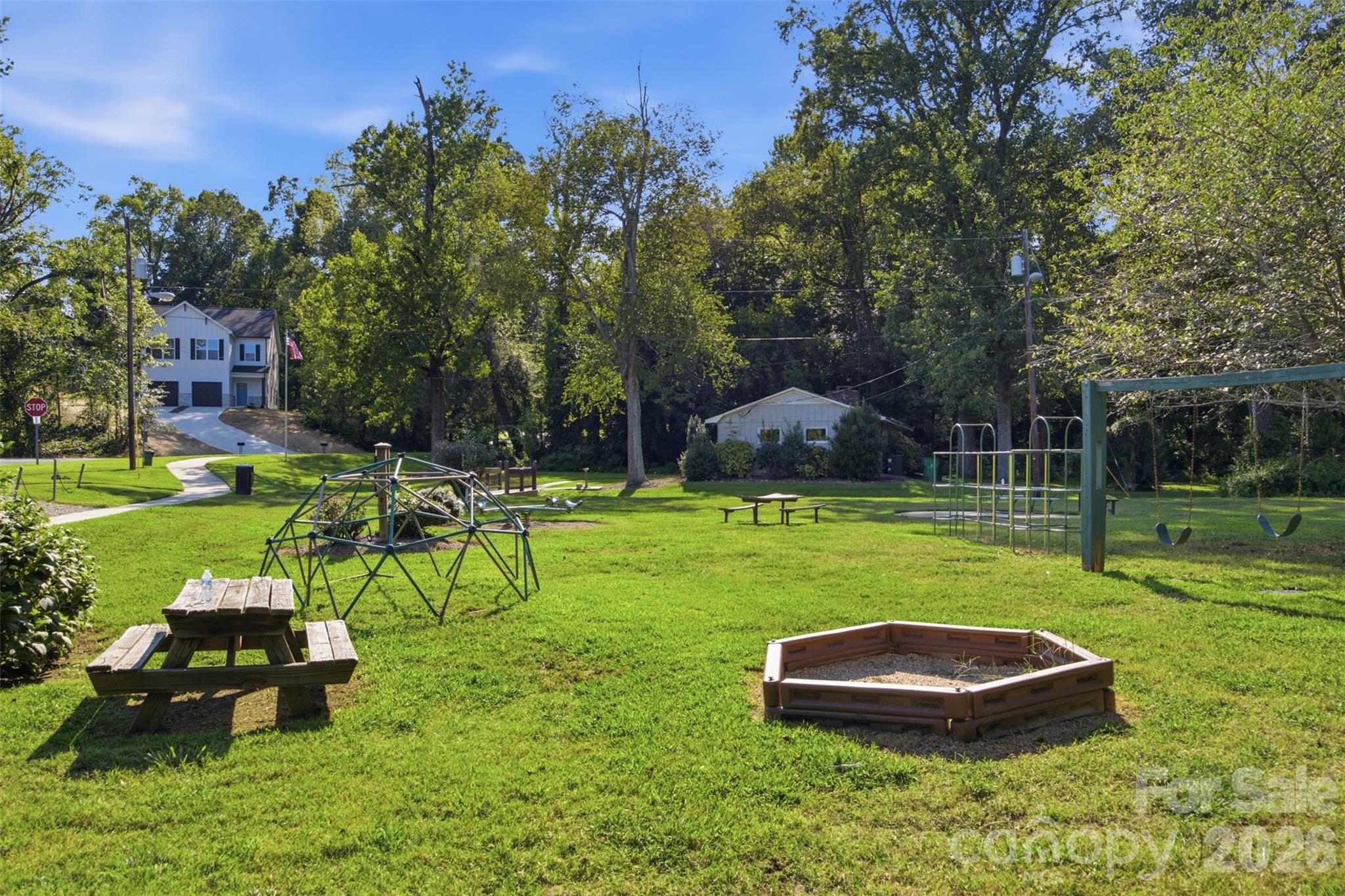 605 Coulwood Drive Property Photo 41