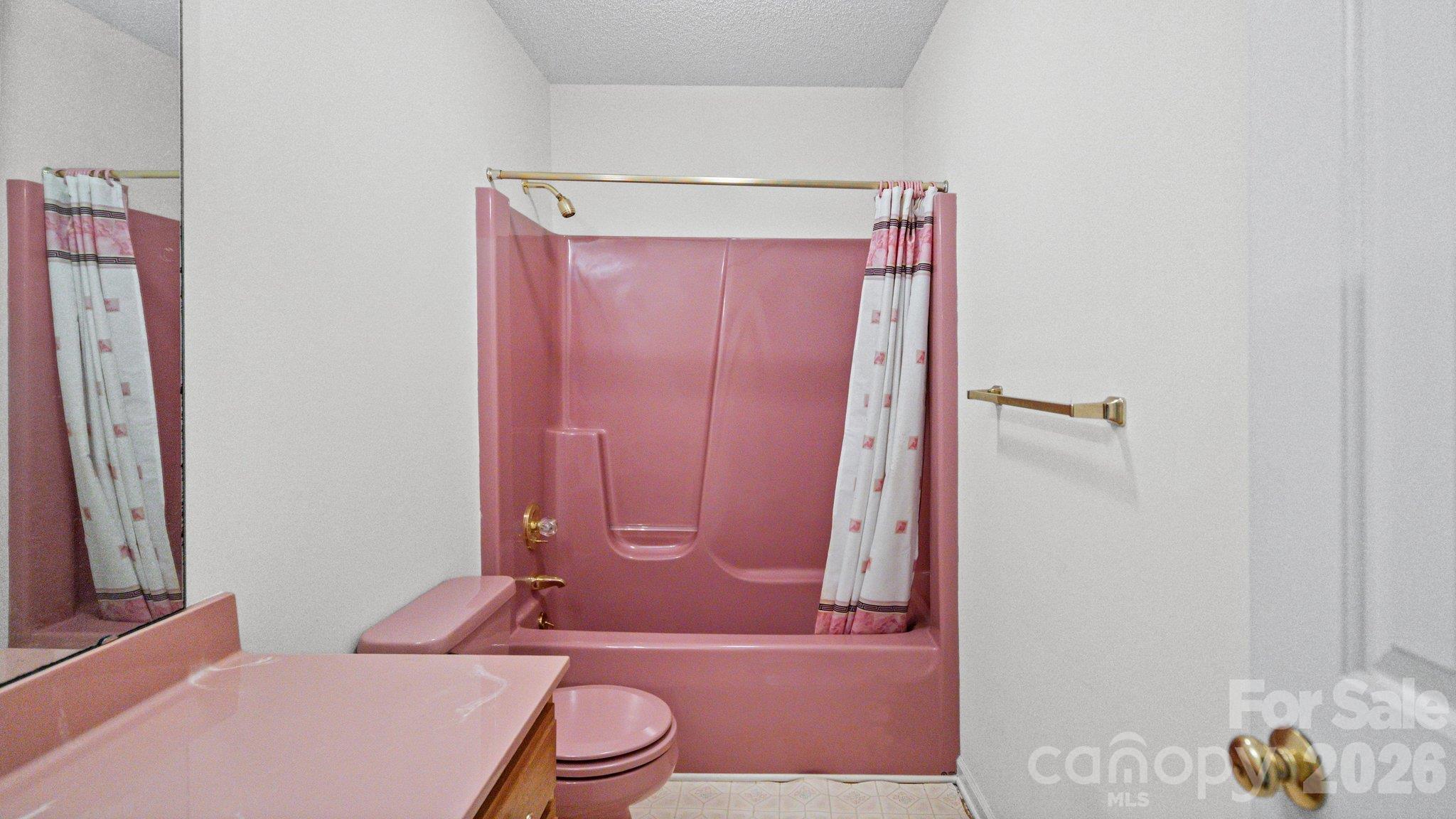 6009 Mooresville Road Property Photo 13