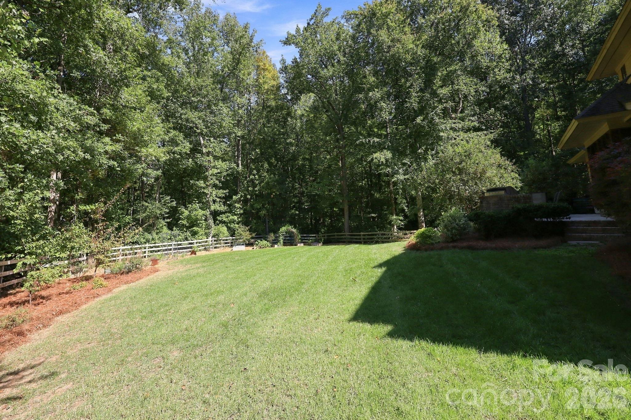 115 Saddle Creek Court Property Photo 44