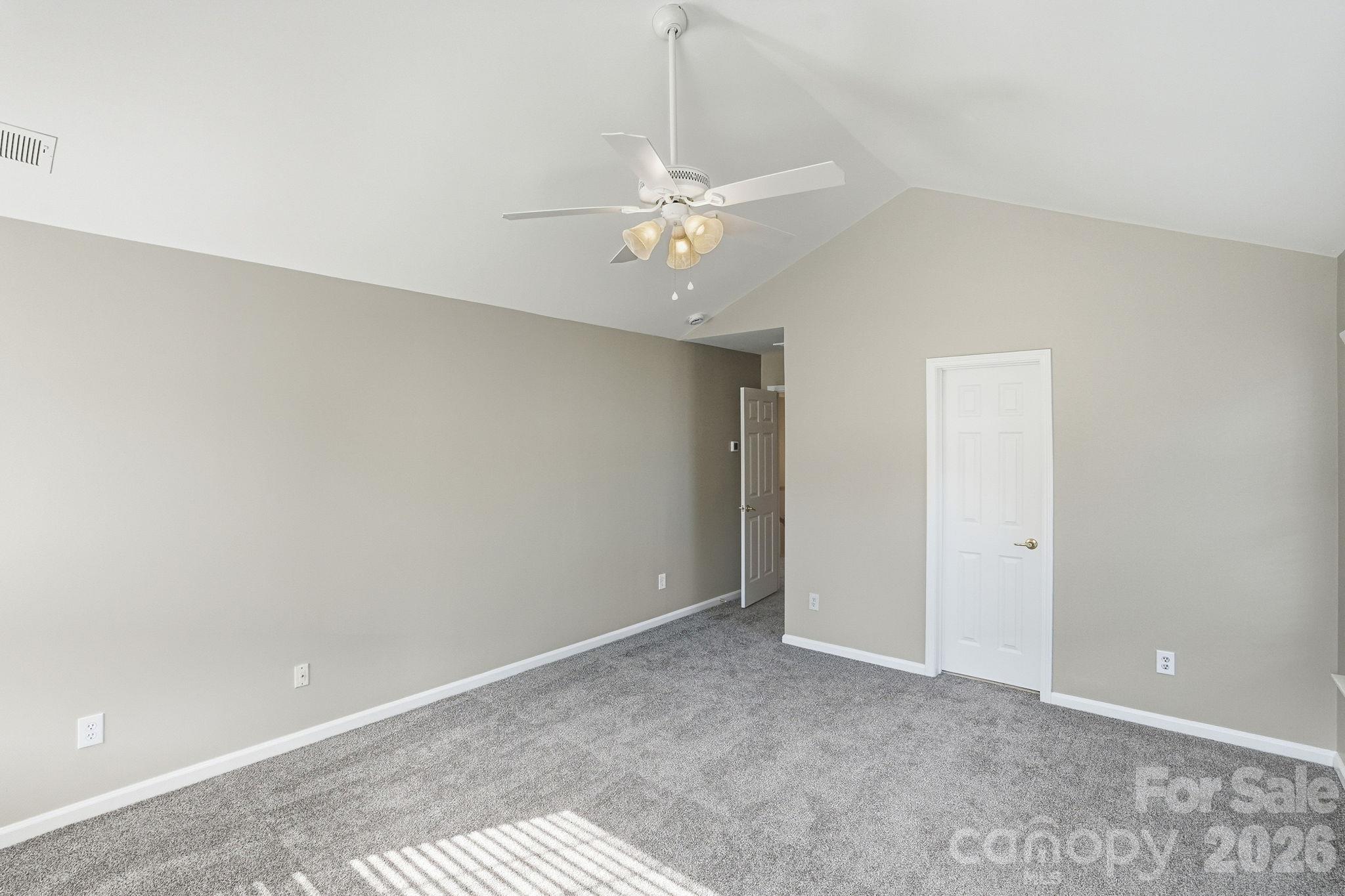 166 Castles Gate Drive Property Photo 27