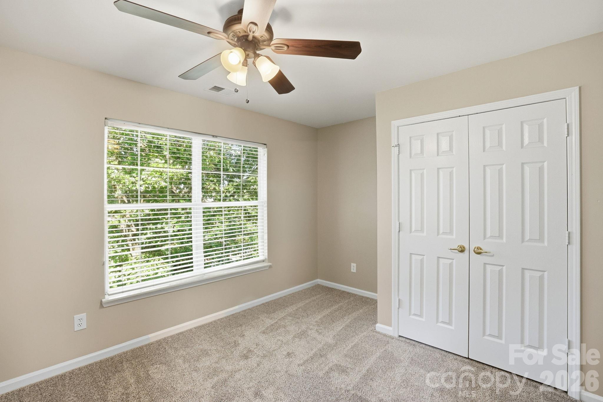 166 Castles Gate Drive Property Photo 33
