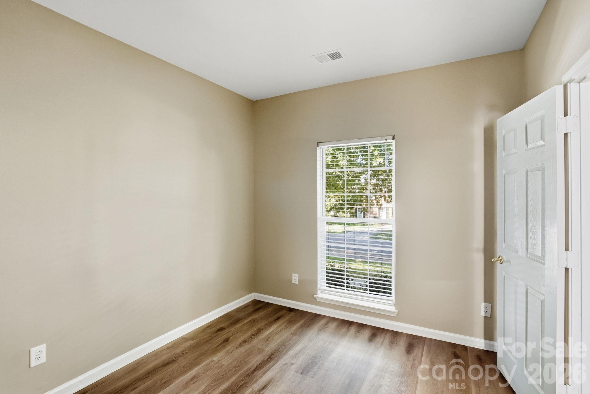 166 Castles Gate Drive Property Photo 35