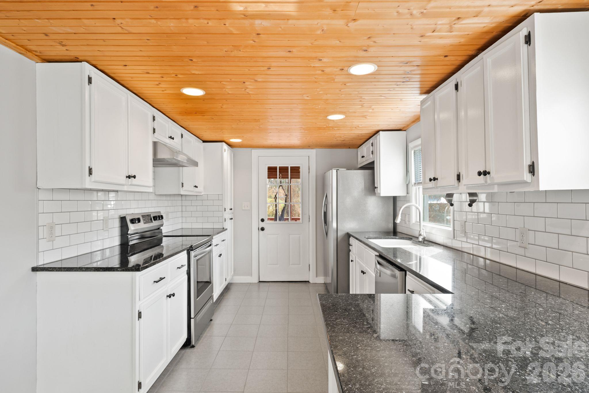 2 Worley Place Property Photo 7