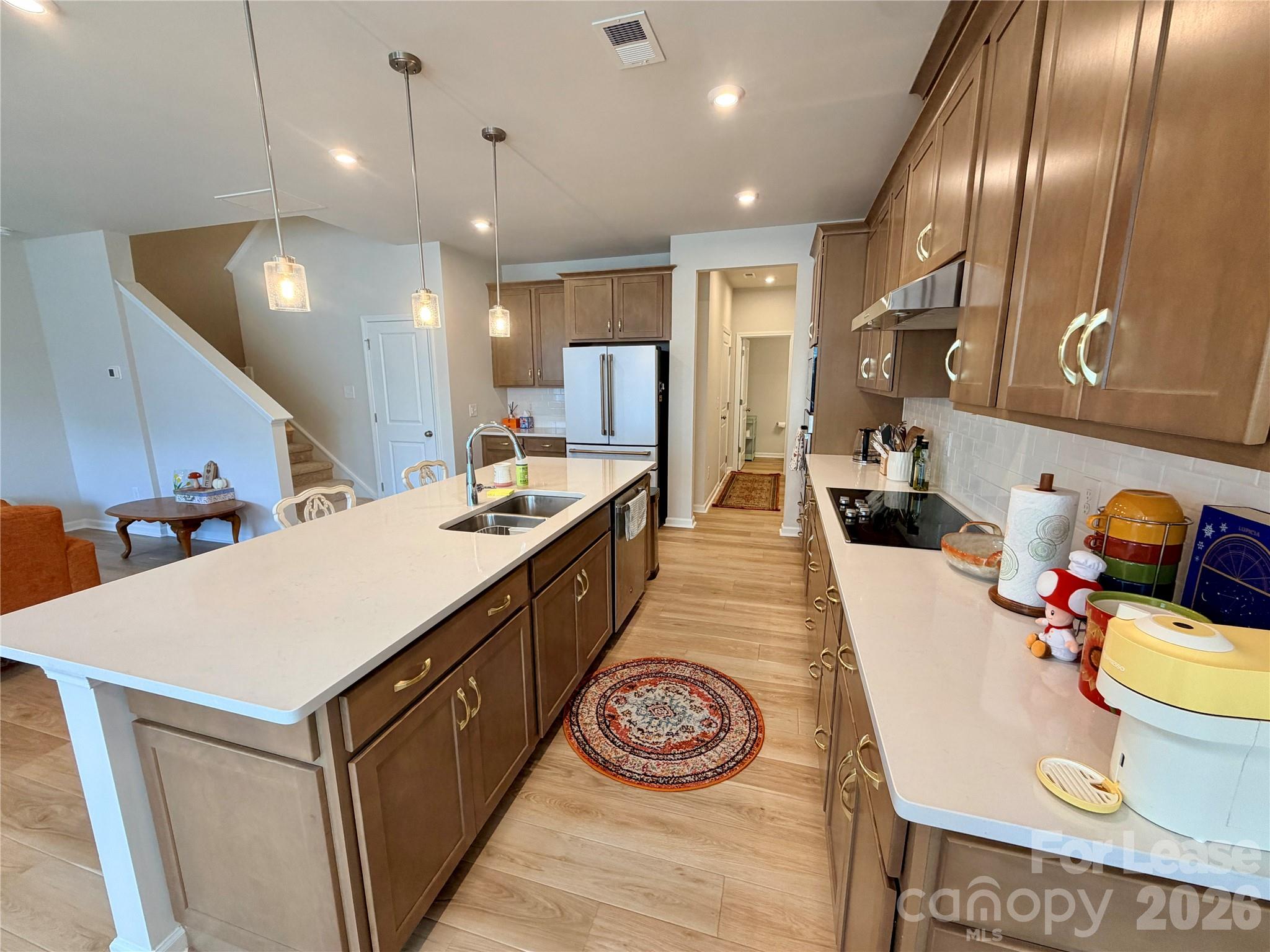 5826 Strathmore Court Property Photo 12