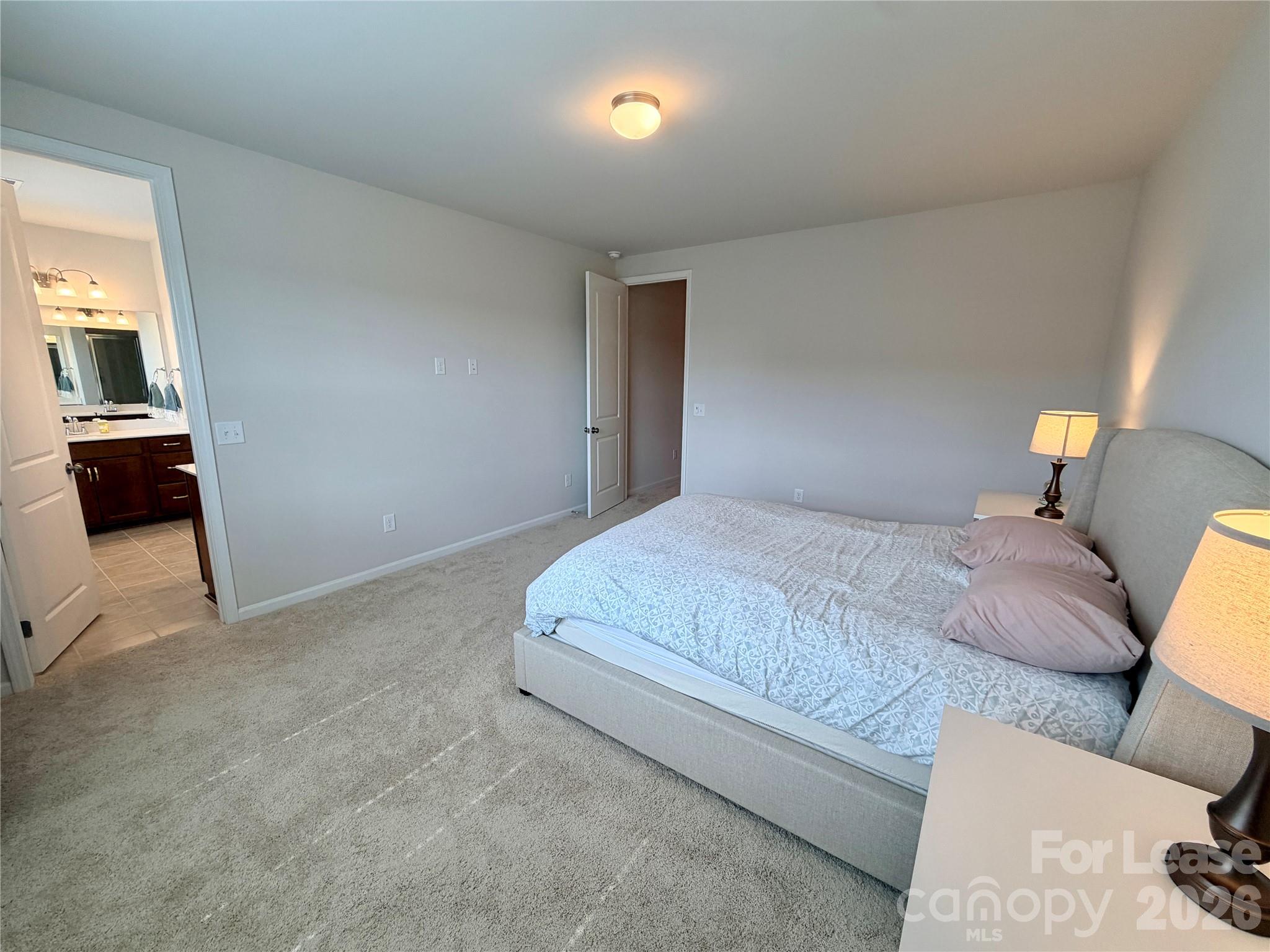 5826 Strathmore Court Property Photo 16