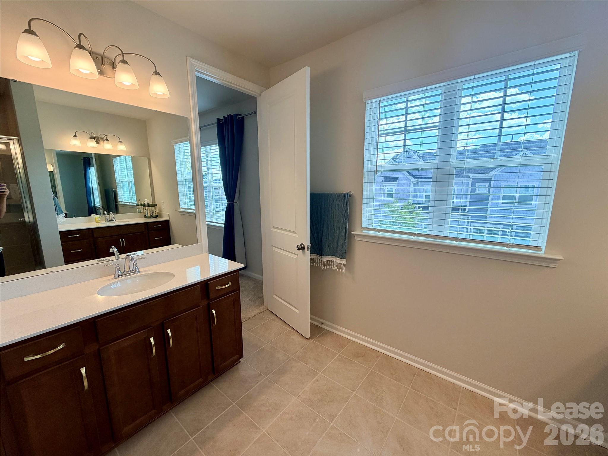5826 Strathmore Court Property Photo 21