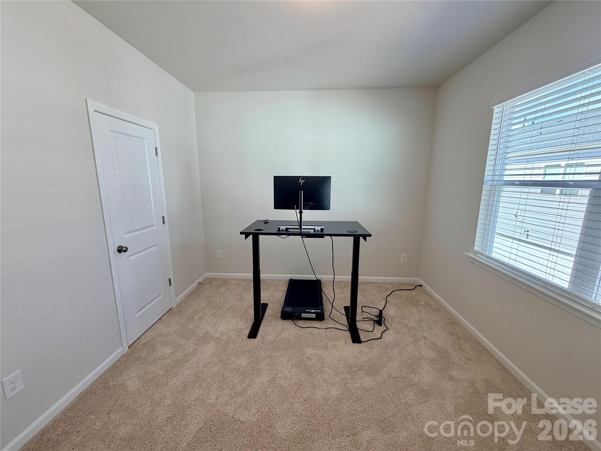 5826 Strathmore Court Property Photo 28