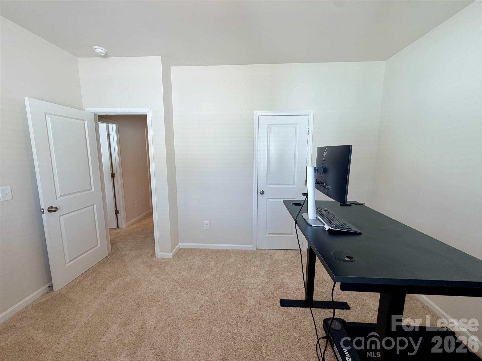 5826 Strathmore Court Property Photo 29