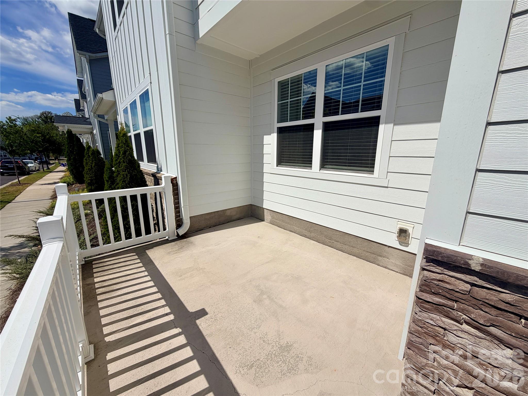 5826 Strathmore Court Property Photo 34