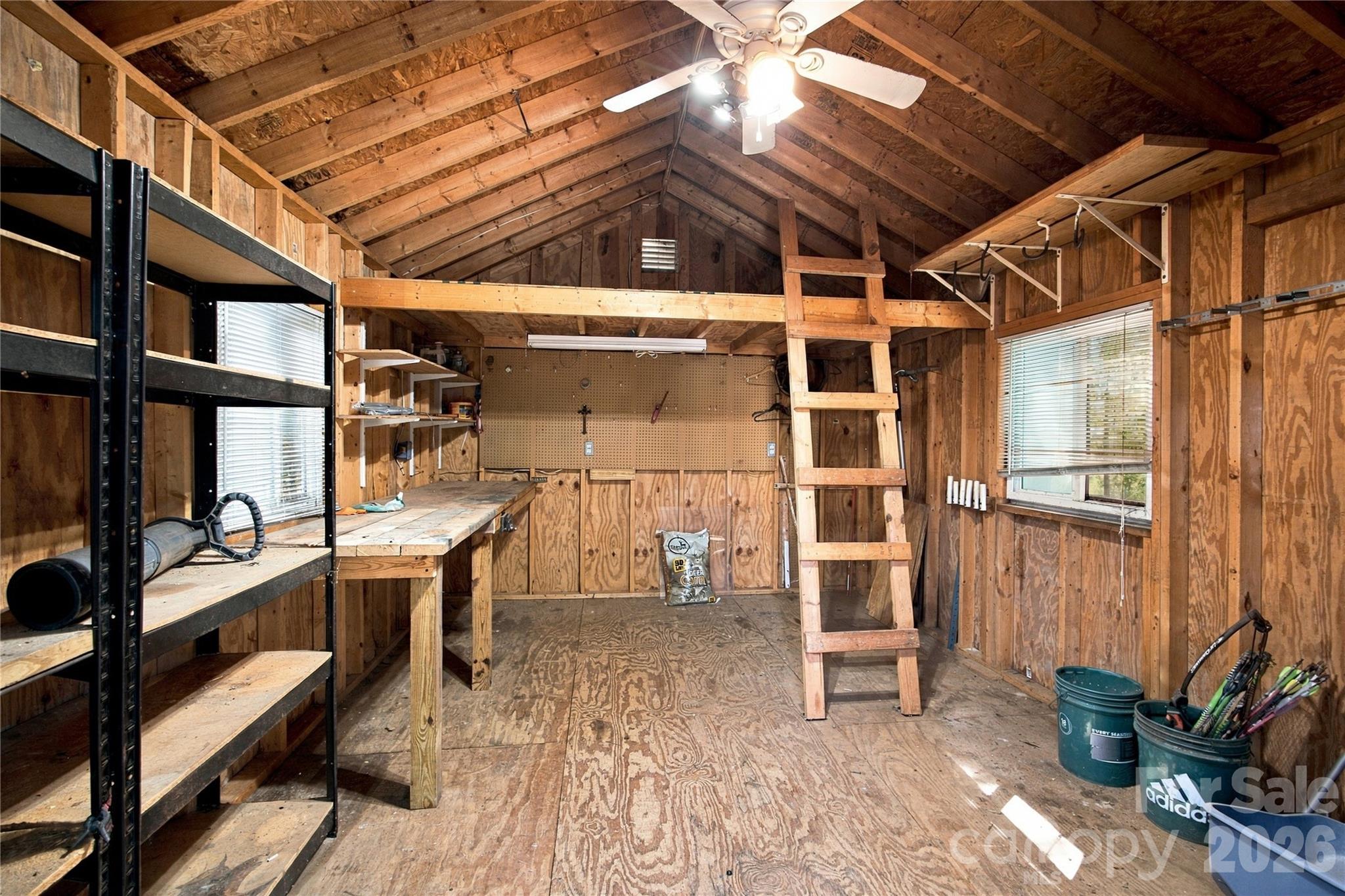 195 Huntly Lane Property Photo 17