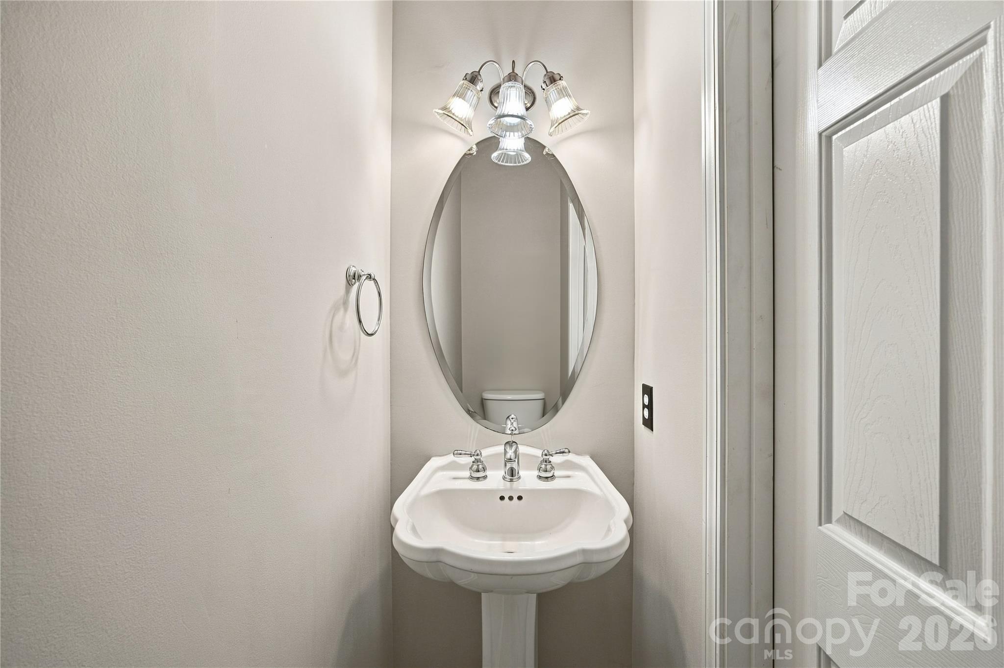 195 Huntly Lane Property Photo 19
