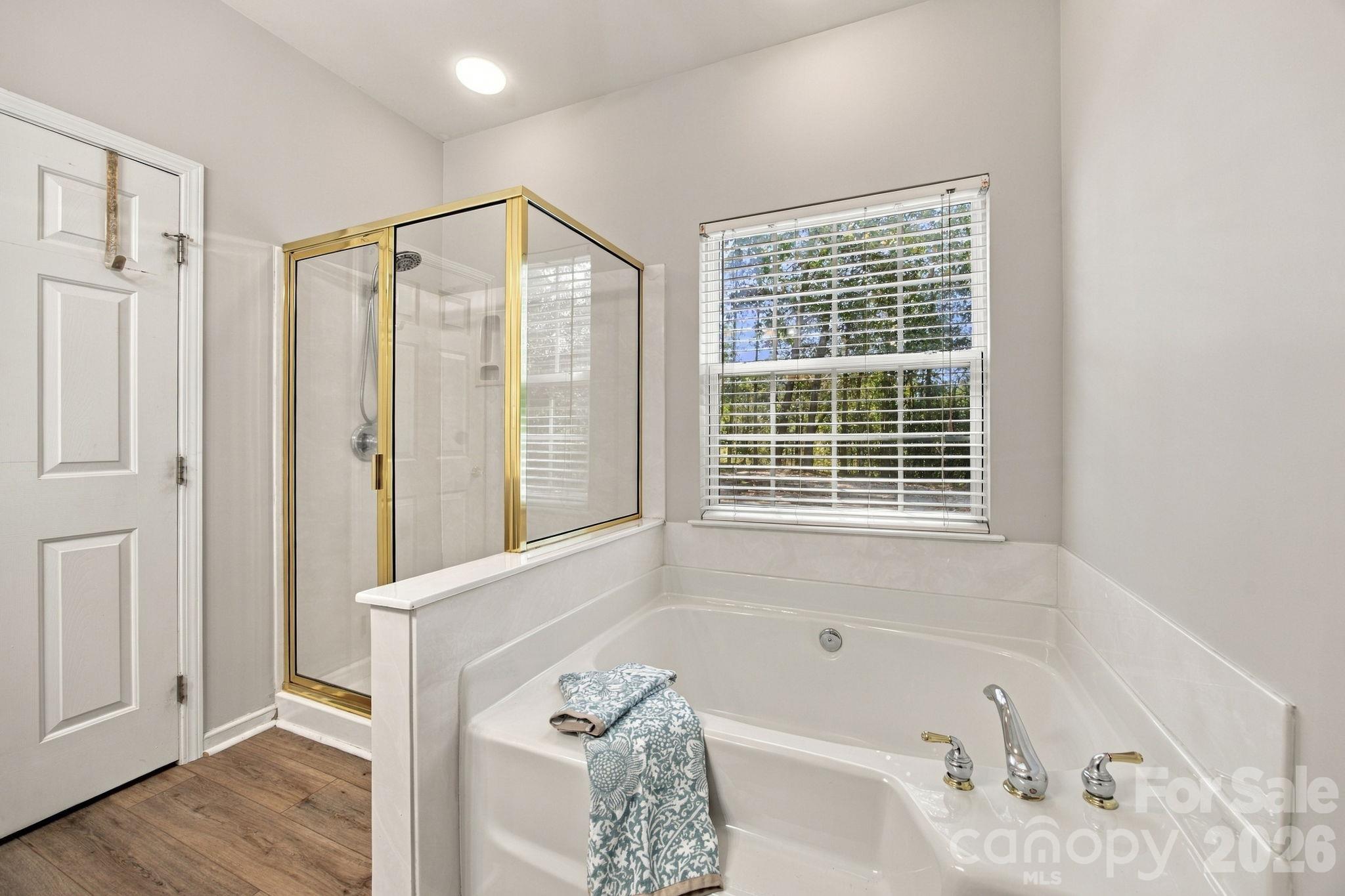 195 Huntly Lane Property Photo 31