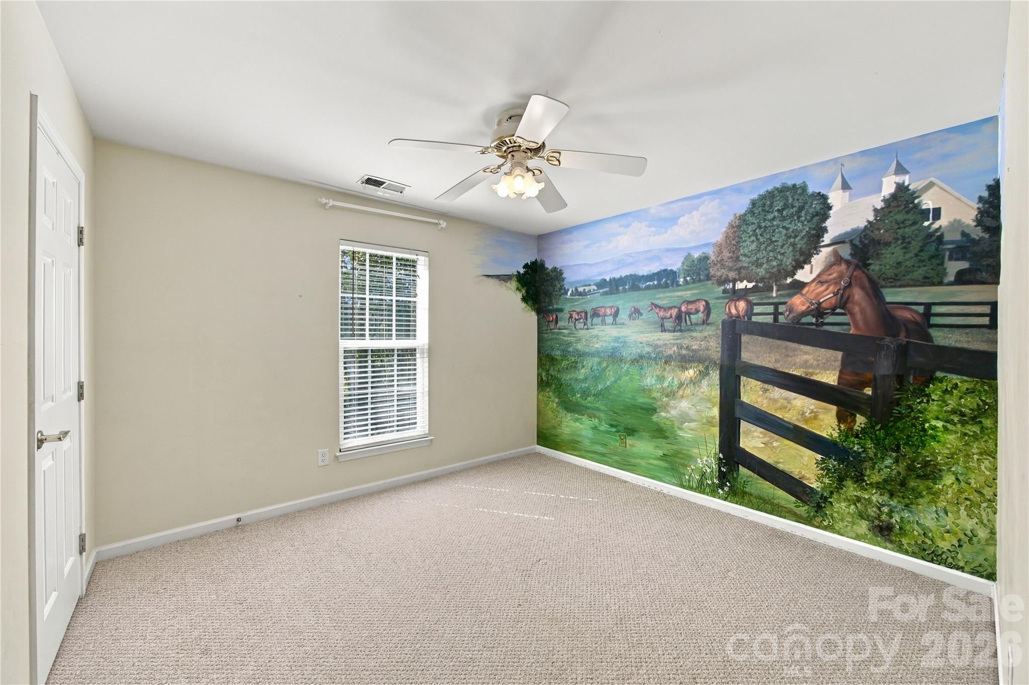 195 Huntly Lane Property Photo 34