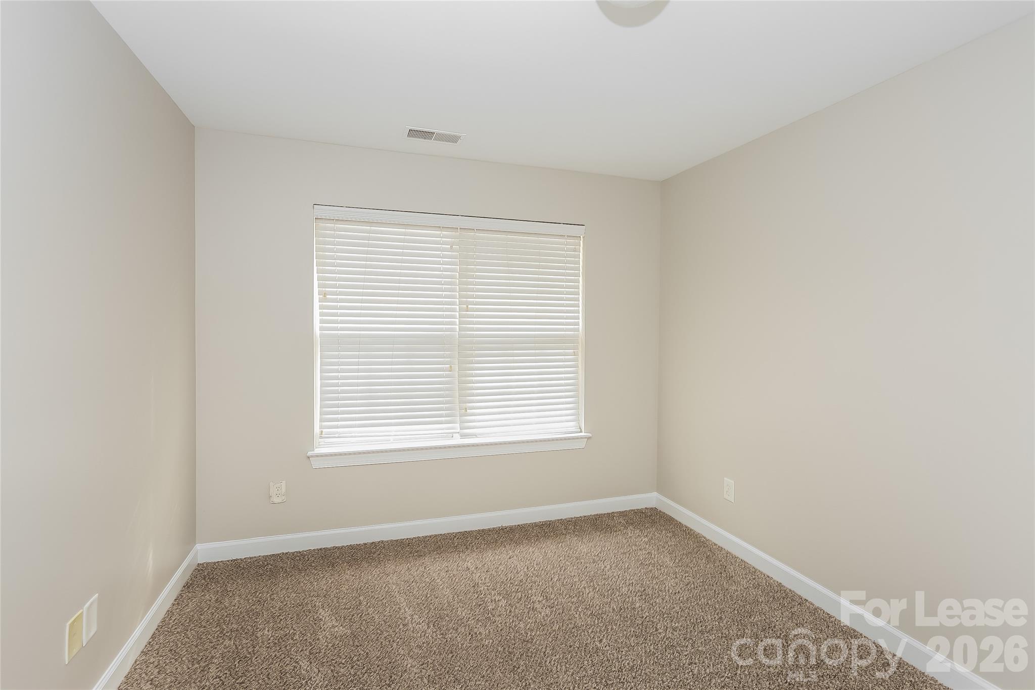 2715 Fishermans Drive Property Photo 9
