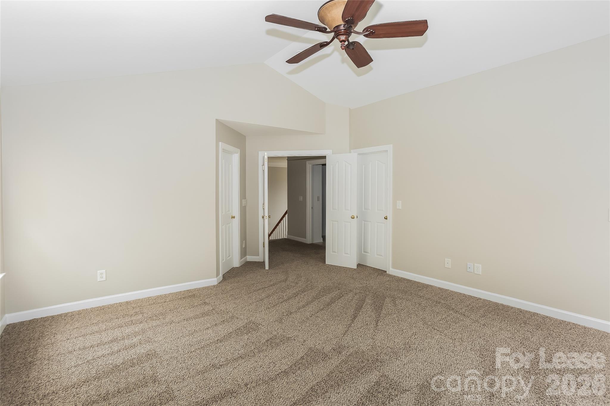 2715 Fishermans Drive Property Photo 12