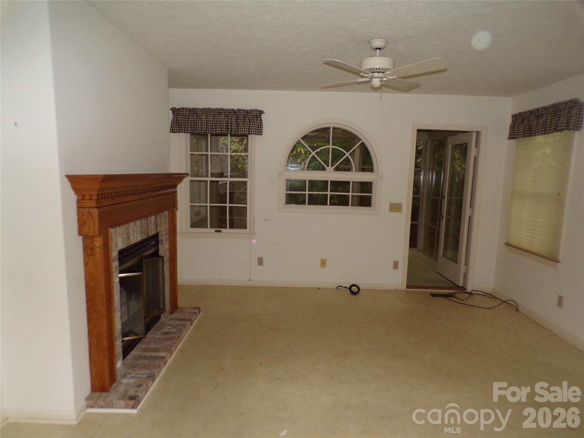 10 Governors Drive Property Photo 15