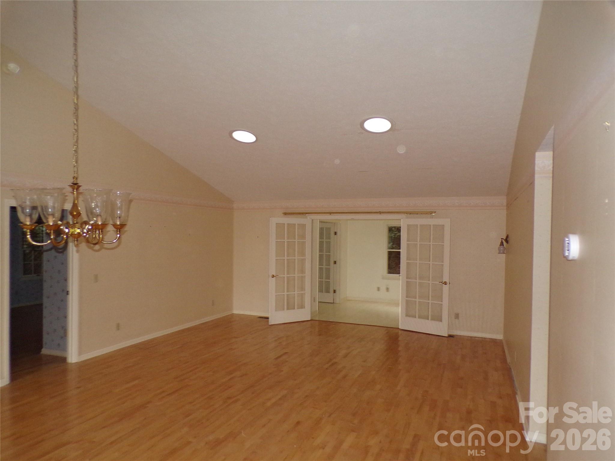 10 Governors Drive Property Photo 18