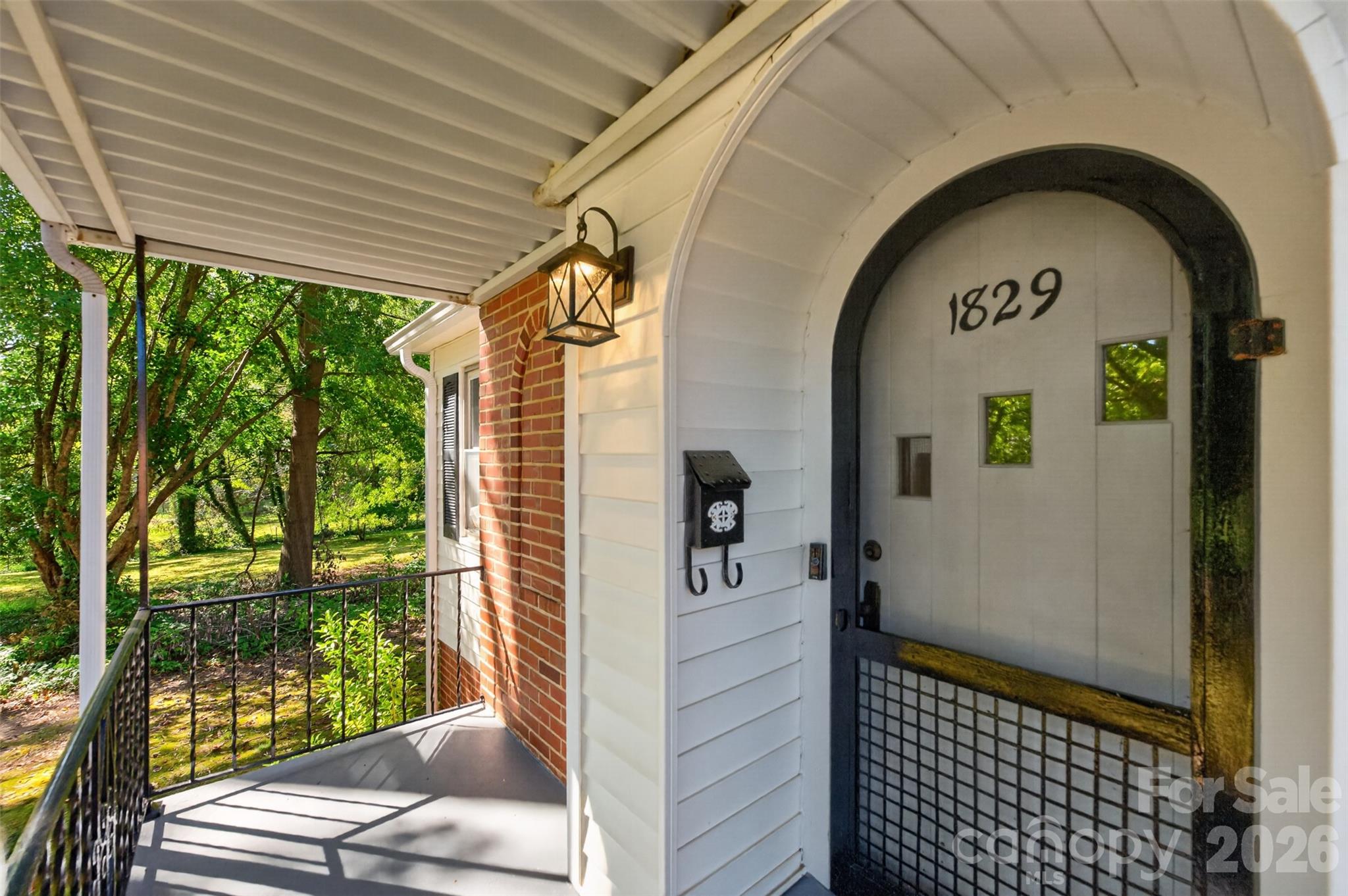 1829 3rd Street Property Photo 3