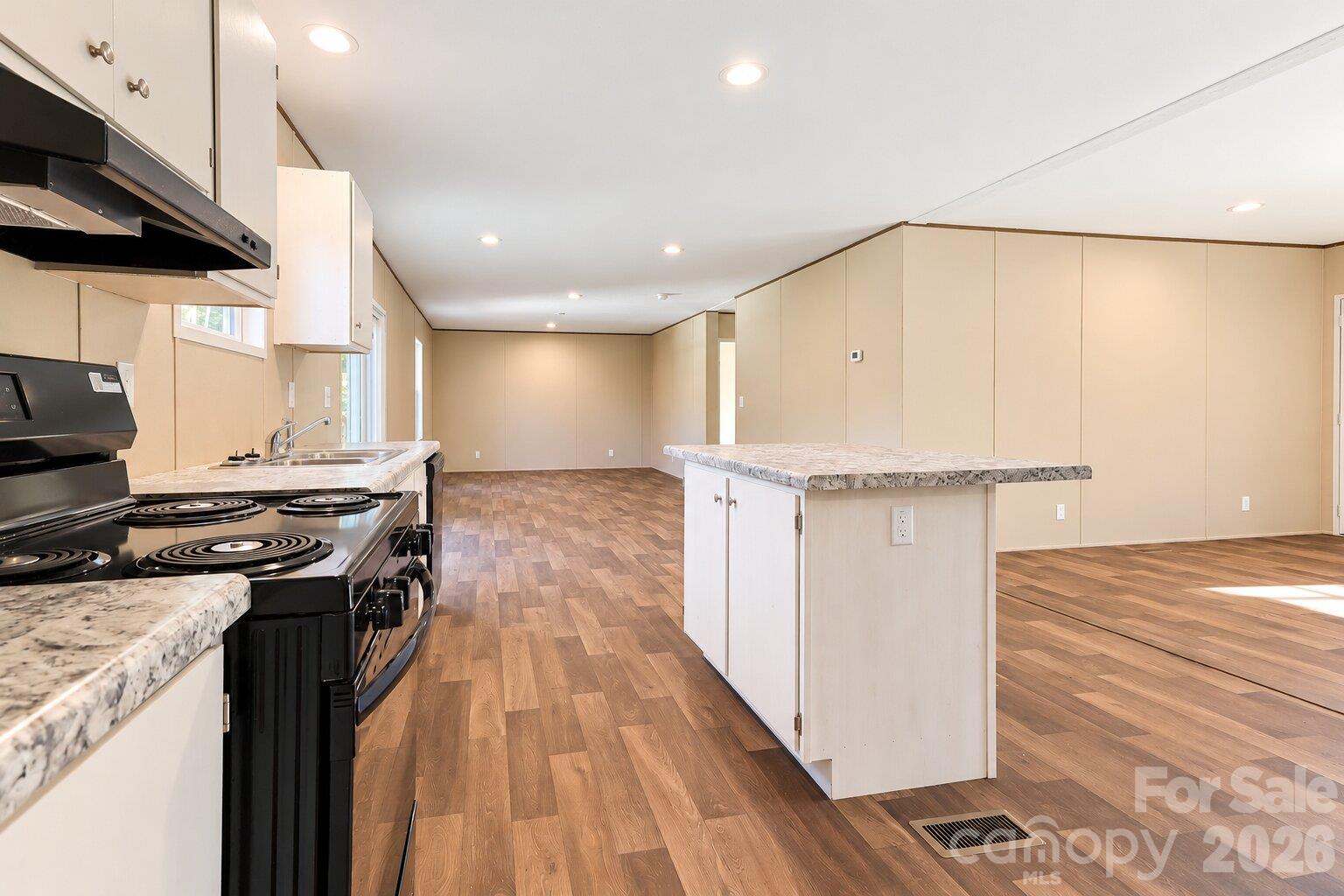 2308 Dobbin Court Property Photo 13