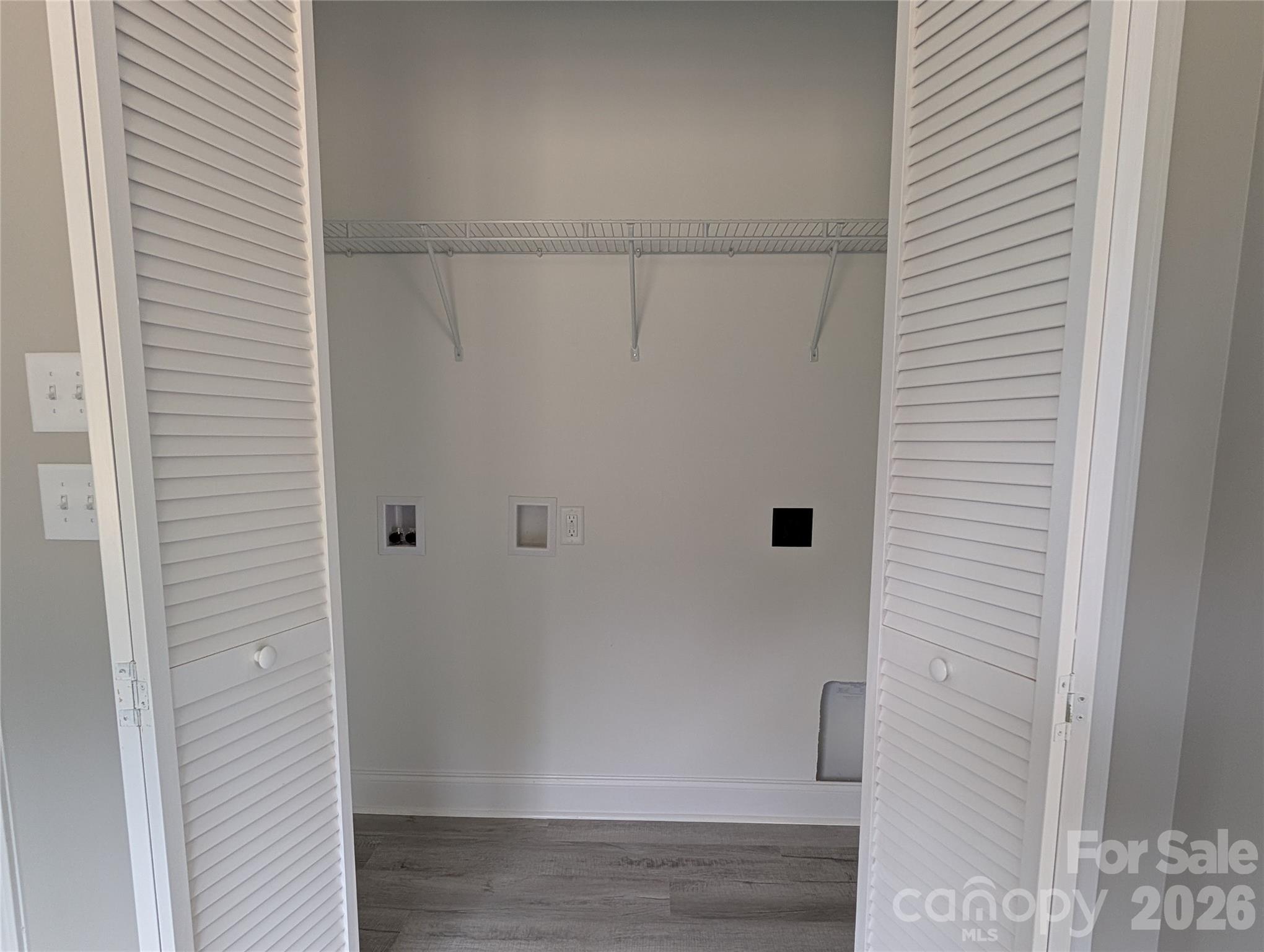 2746 Magnolia Street Property Photo 8