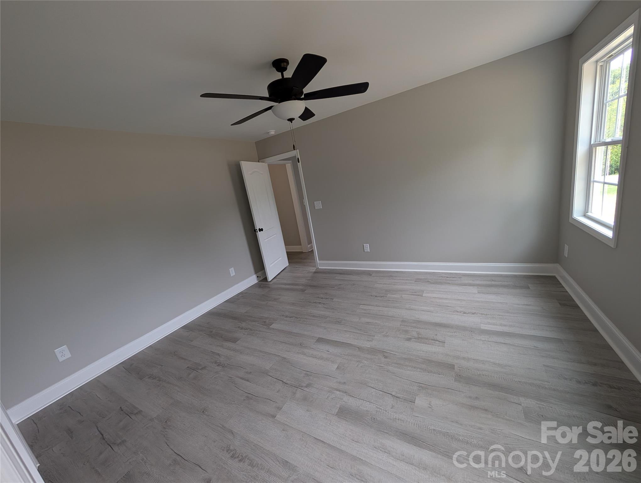 2746 Magnolia Street Property Photo 9