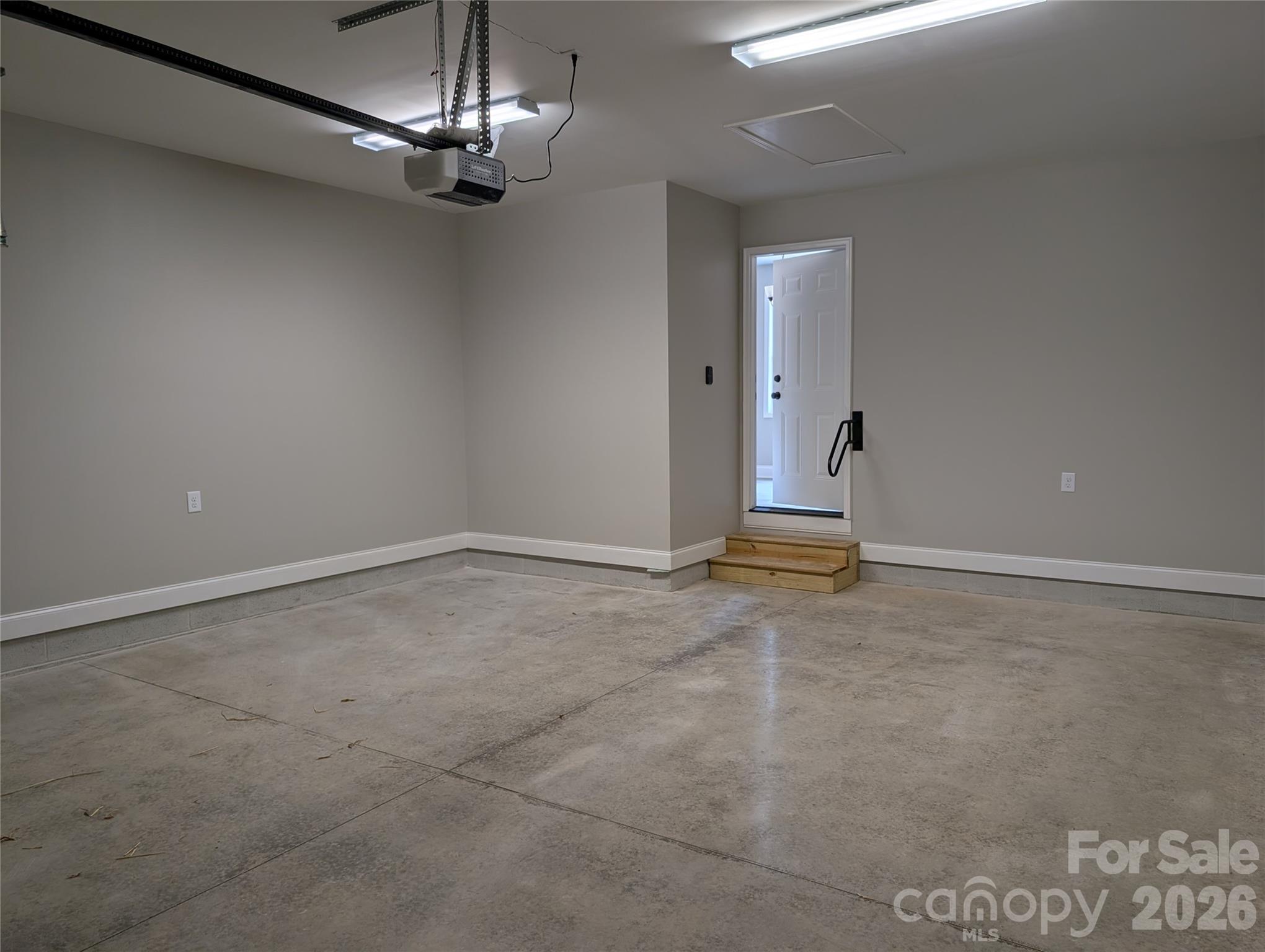 2746 Magnolia Street Property Photo 18