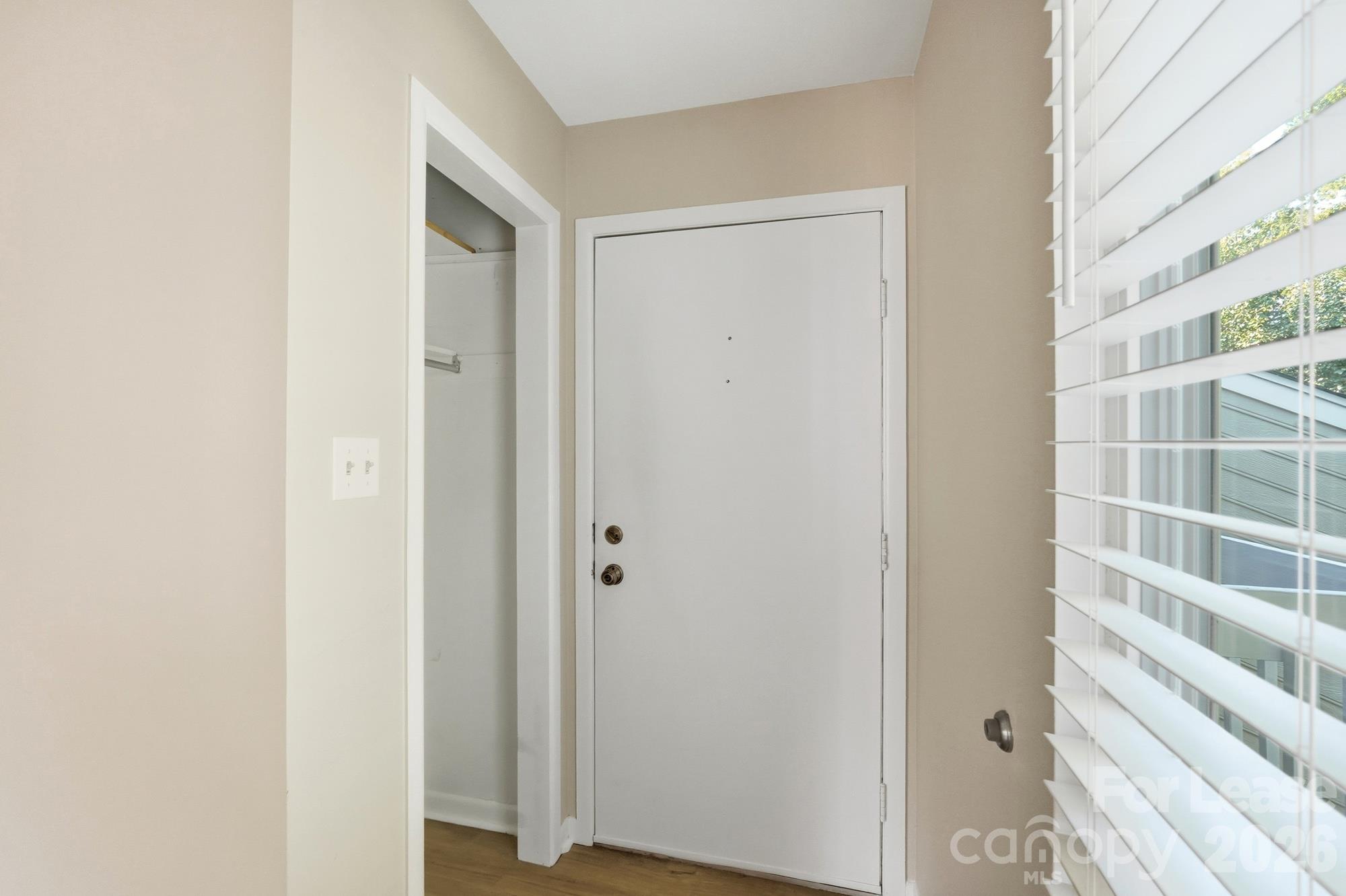 6132 Heath Ridge Court Property Photo 3