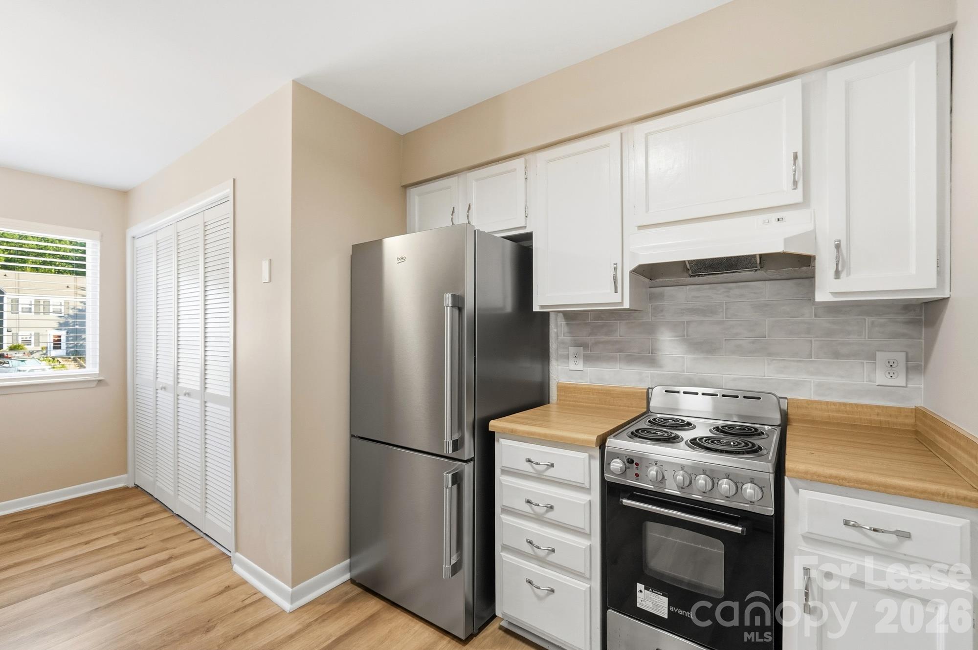 6132 Heath Ridge Court Property Photo 11