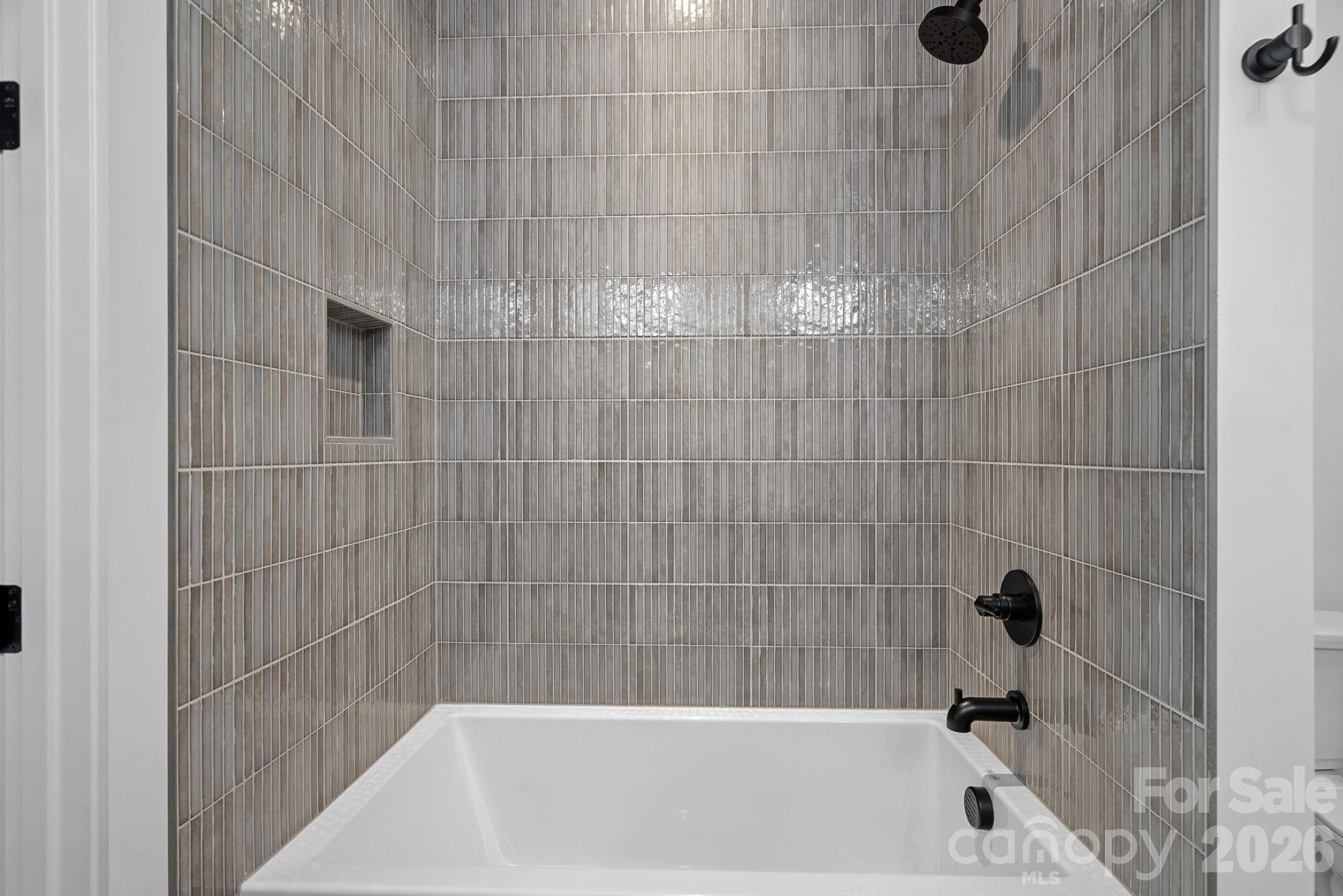413 Plymouth Avenue Property Photo 36