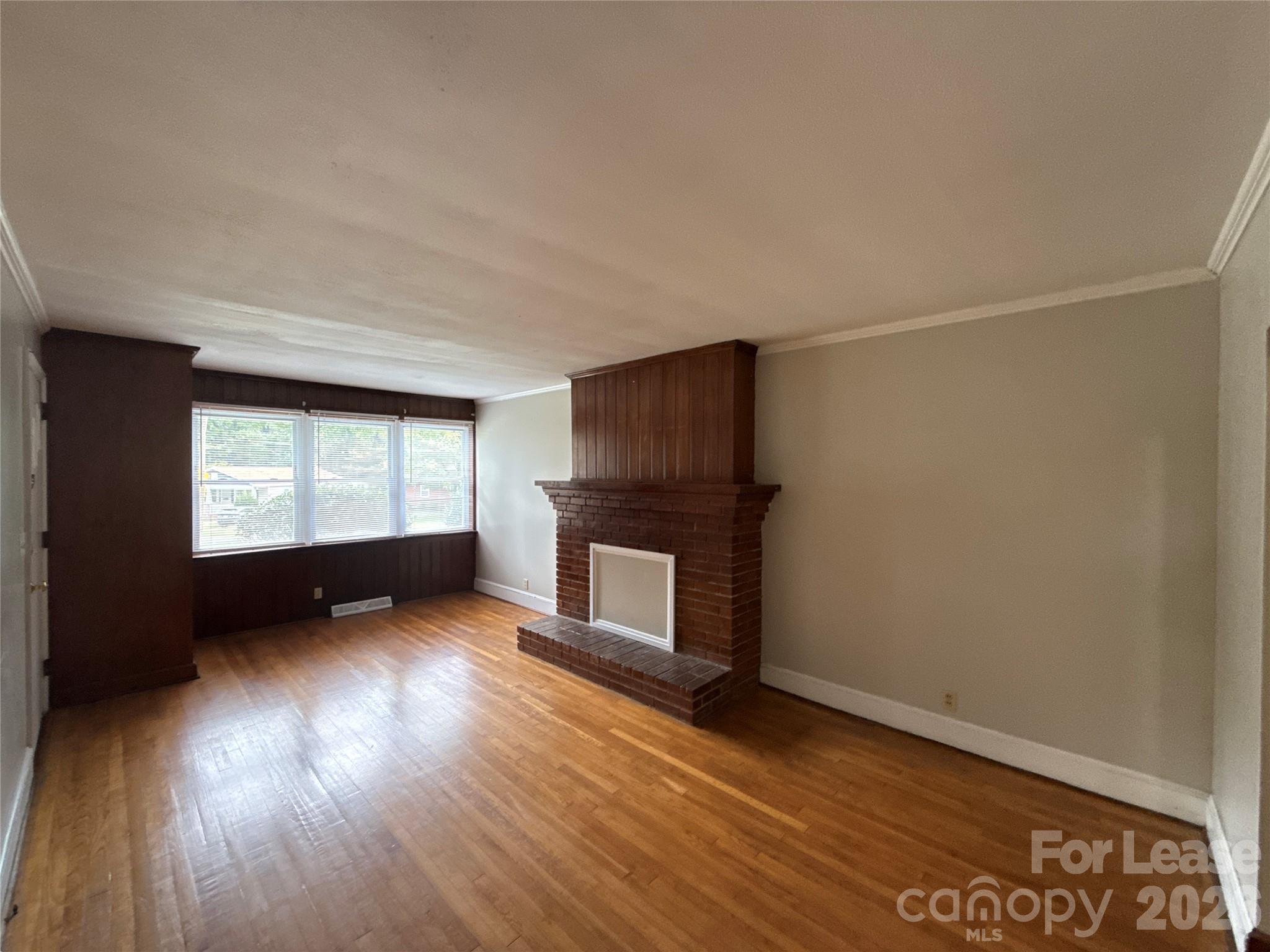 2000 Weststone Drive Property Photo 7