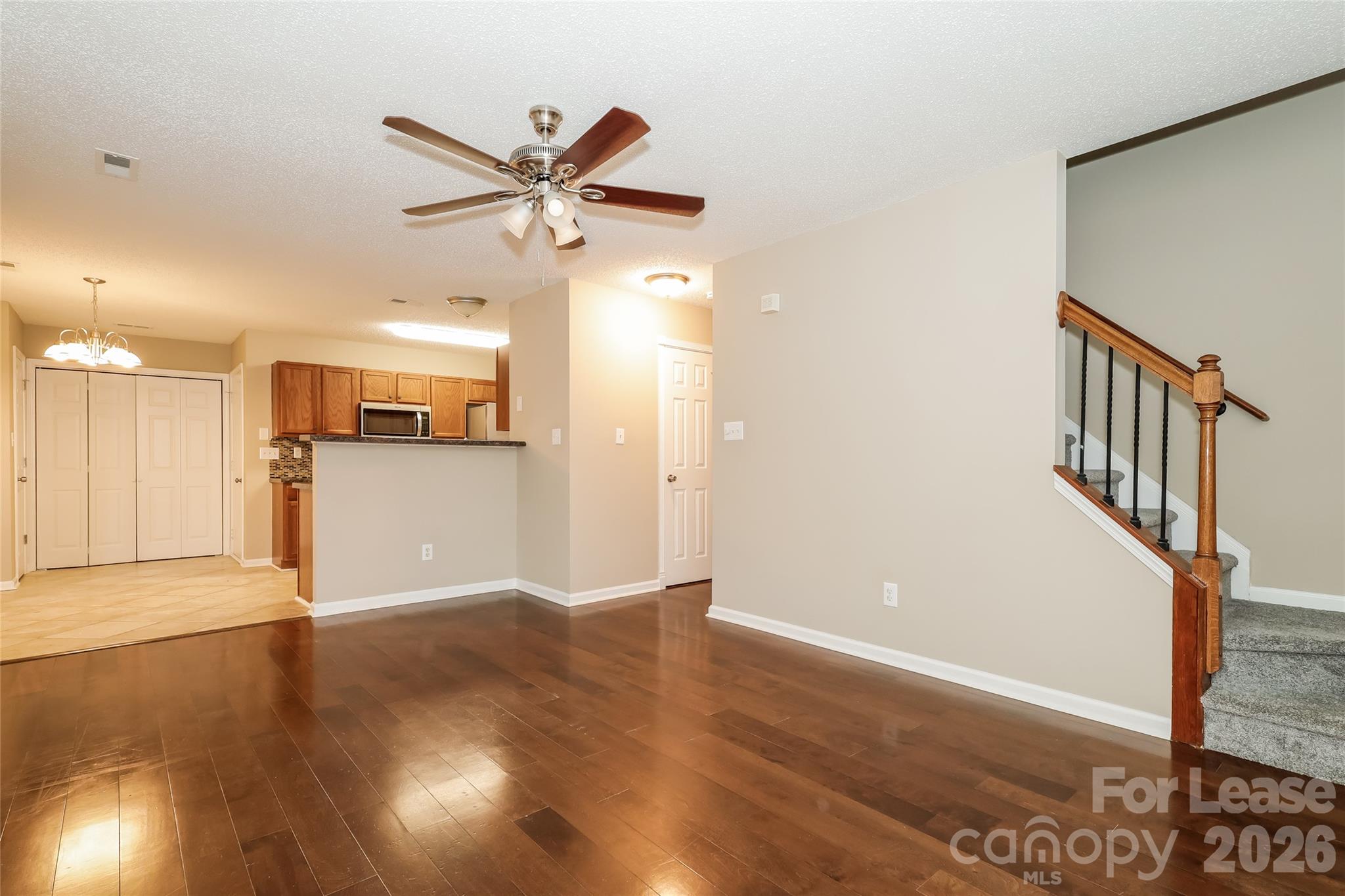 4019 Balsam Street Property Photo 4