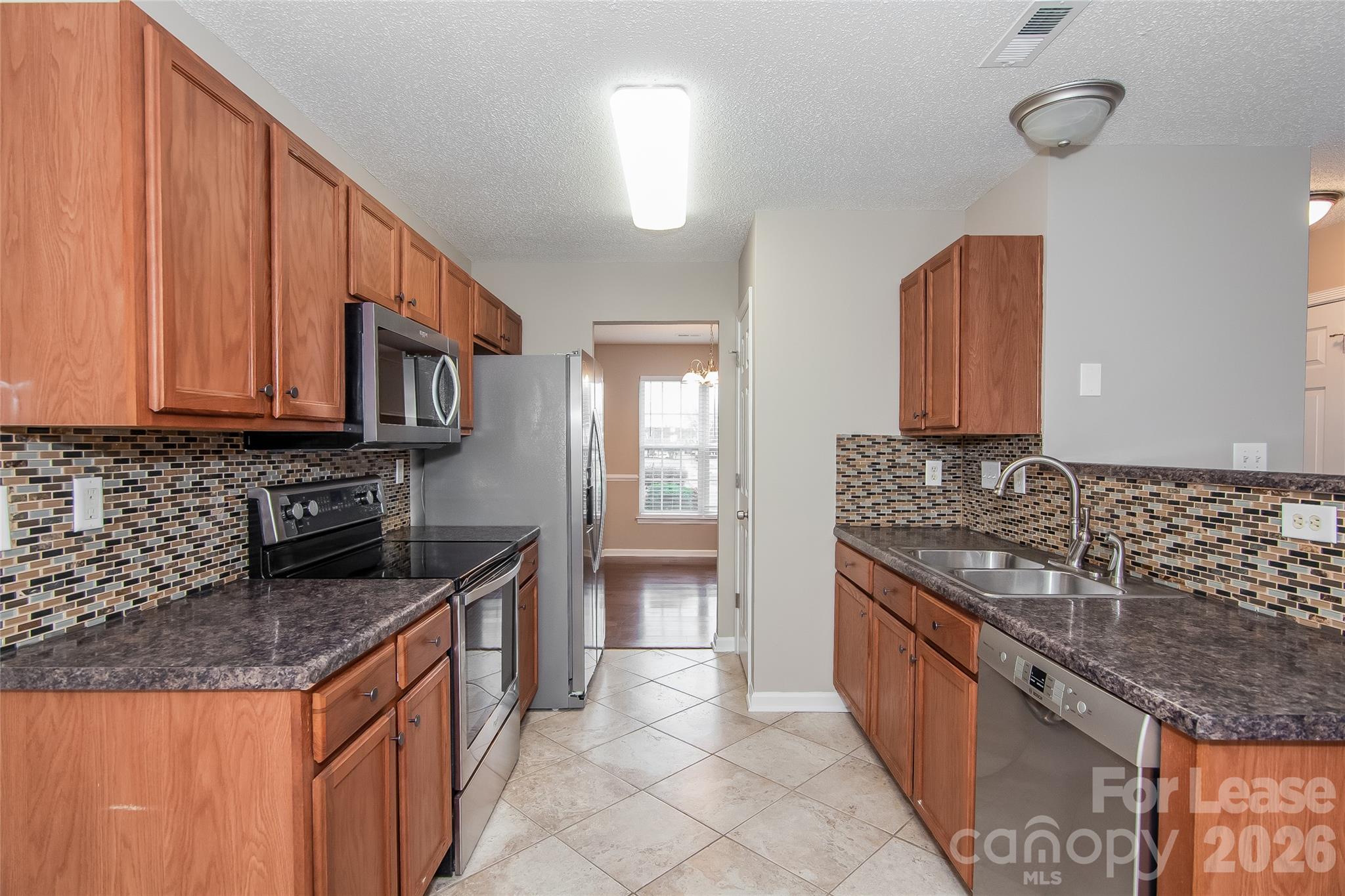 4019 Balsam Street Property Photo 7
