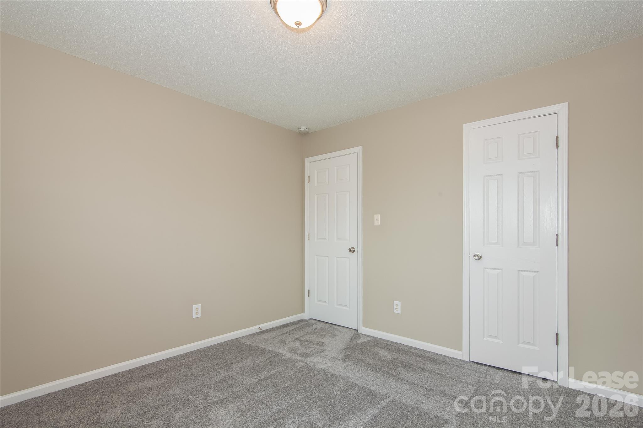 4019 Balsam Street Property Photo 10