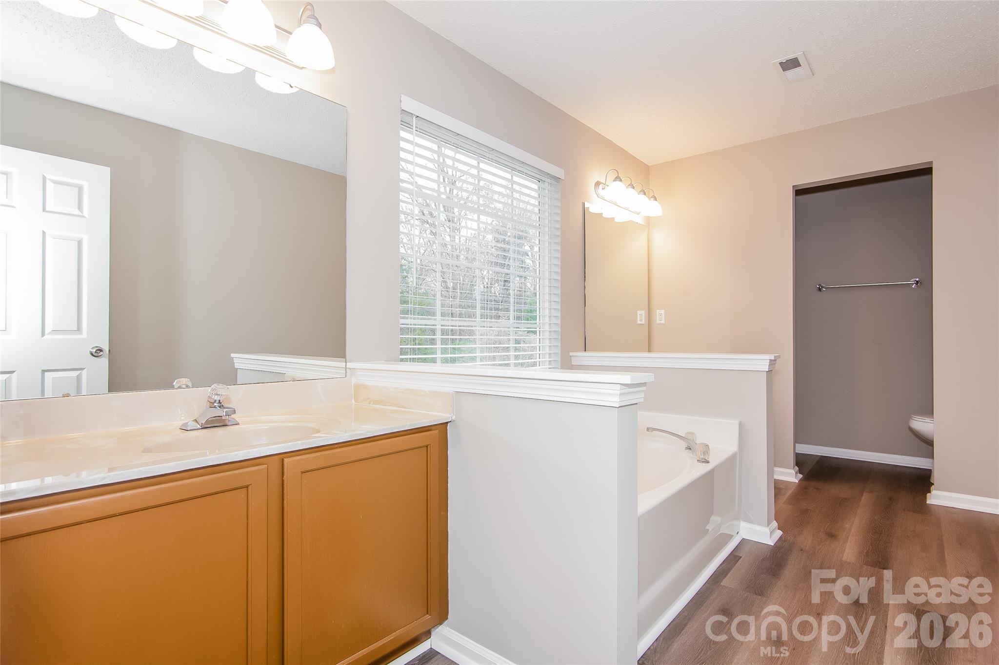 4019 Balsam Street Property Photo 14