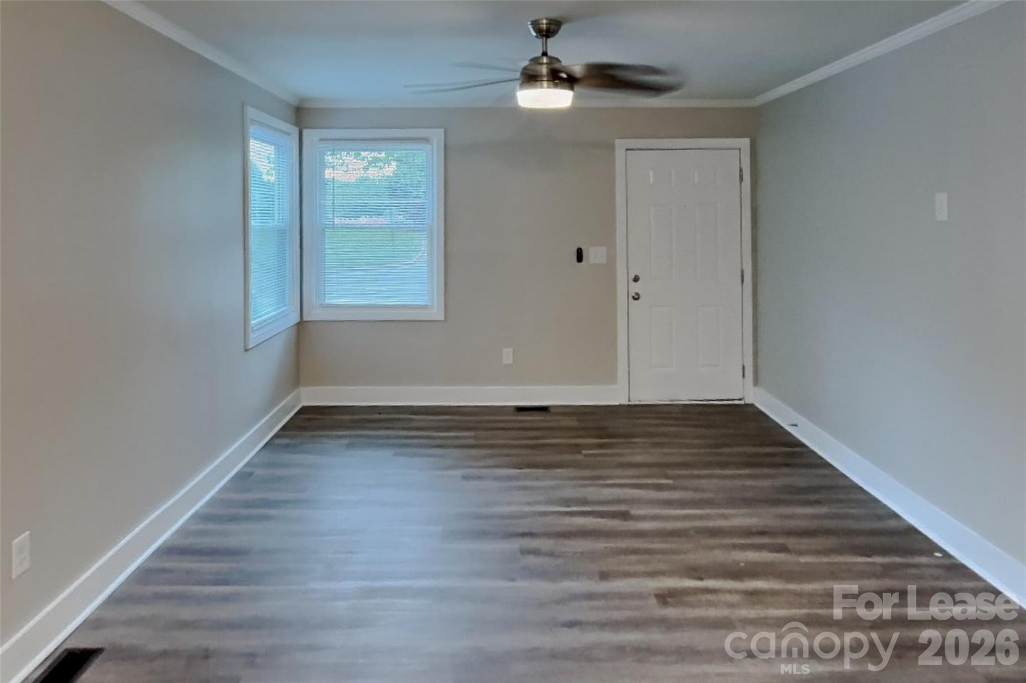 514 E 12th Avenue Property Photo 2