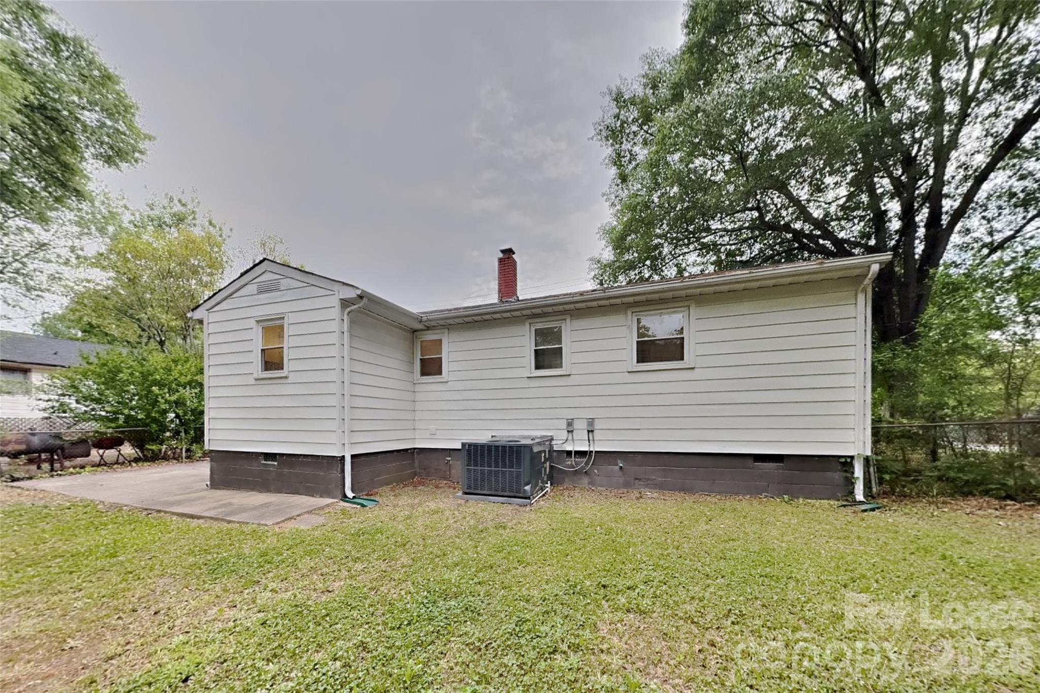 514 E 12th Avenue Property Photo 13