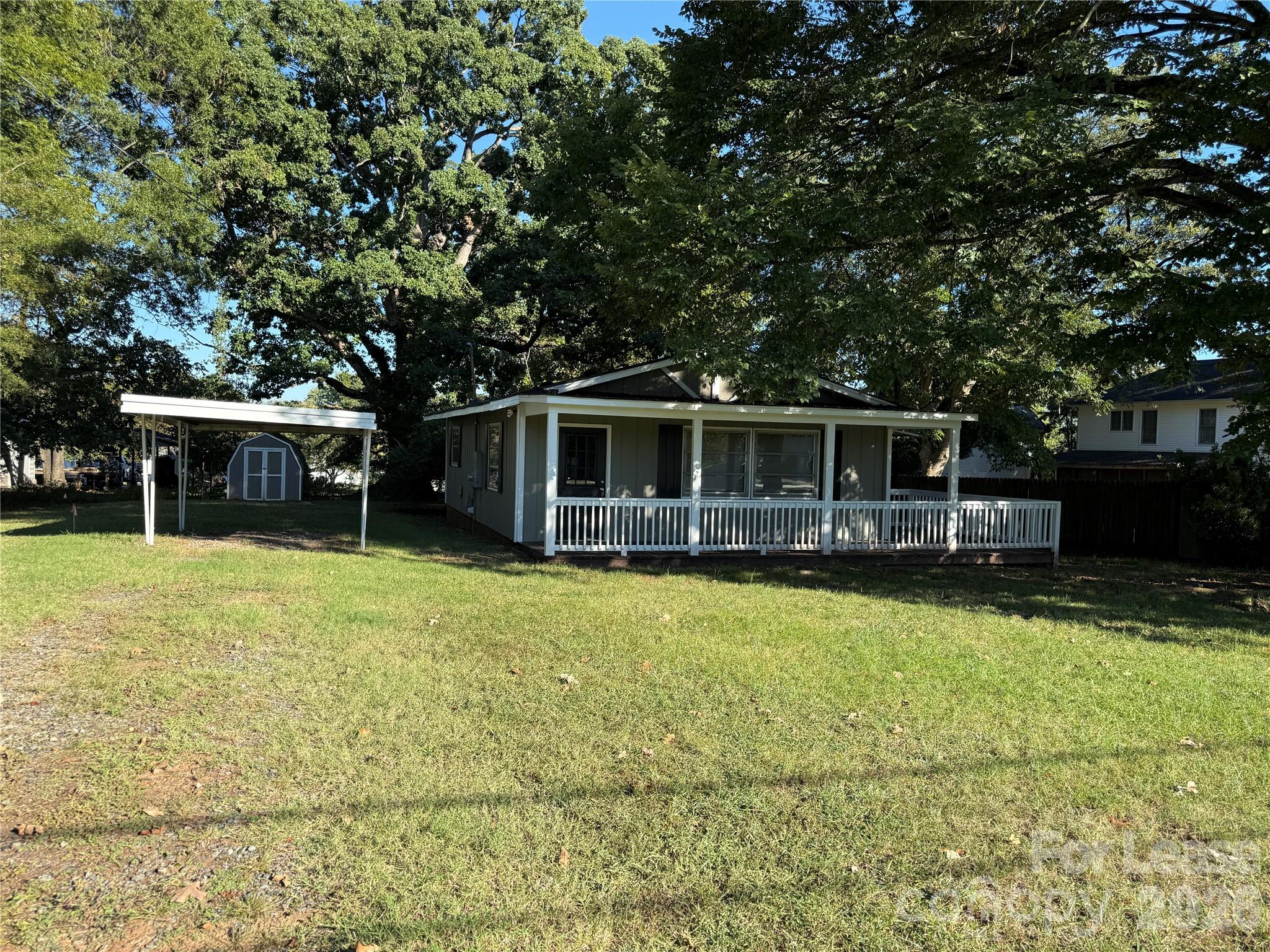 467 Stutts Road Property Photo 2