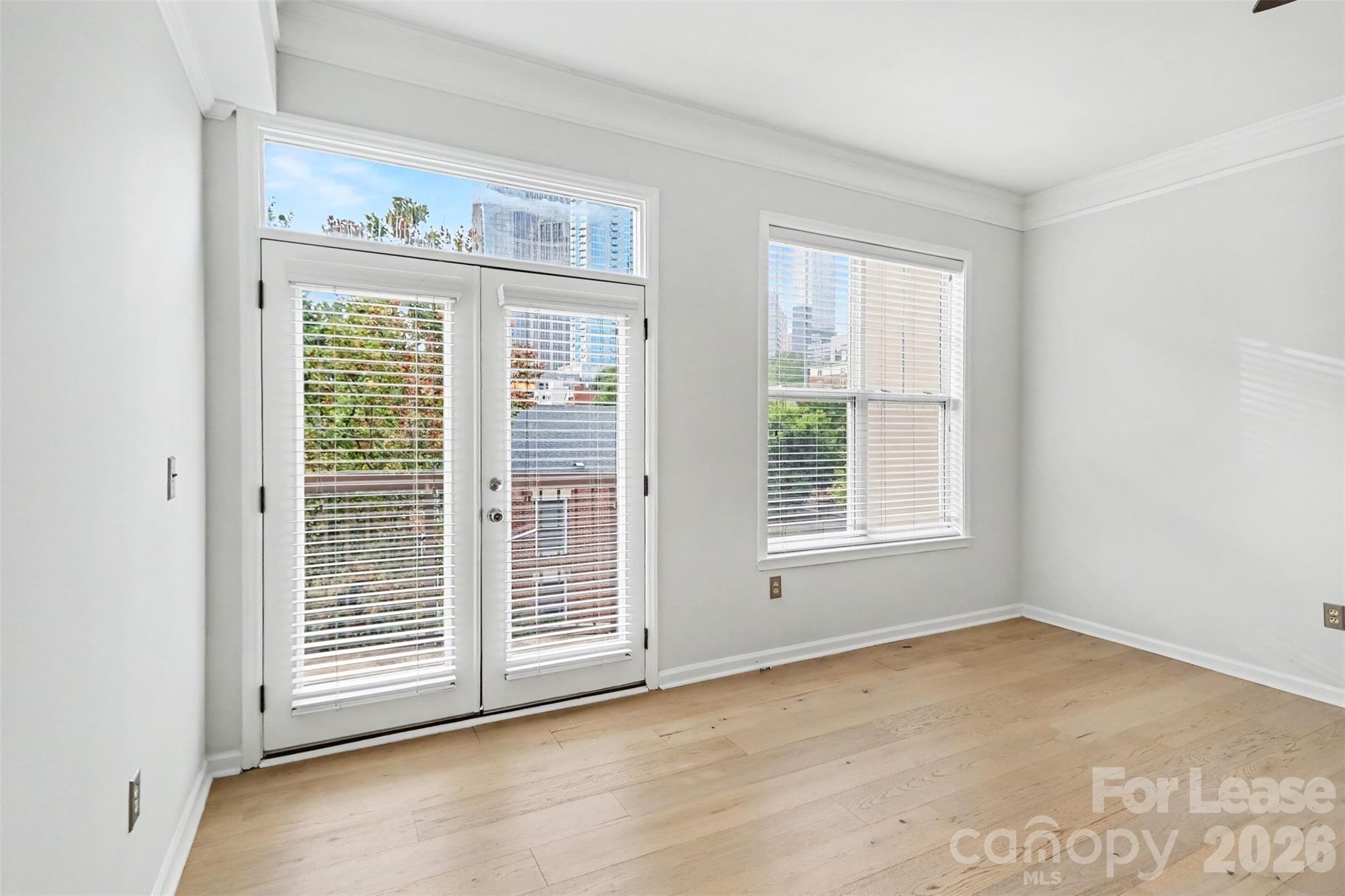405 W 7th Street 510 Property Photo 6