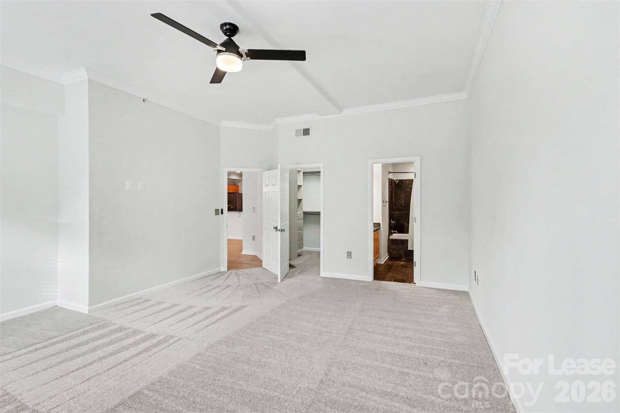 405 W 7th Street 510 Property Photo 9