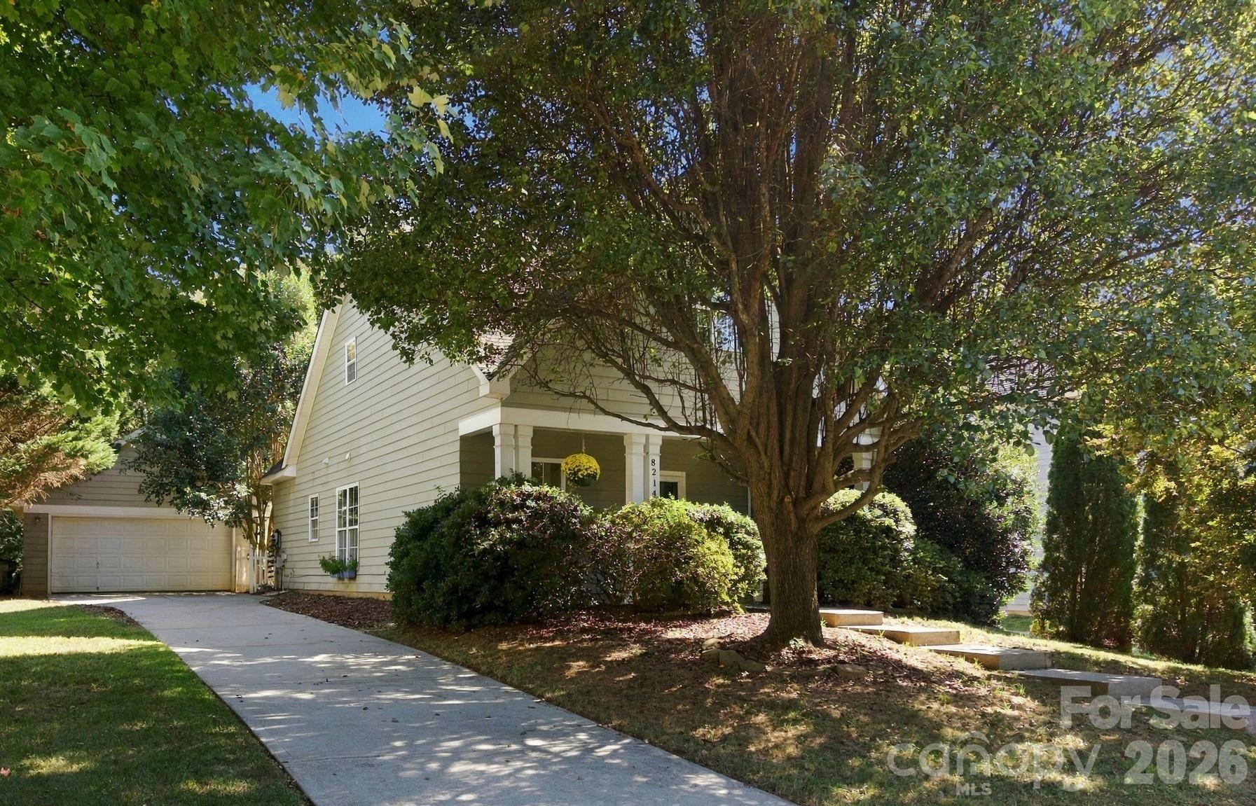 8214 Ballymore Court Property Photo 2