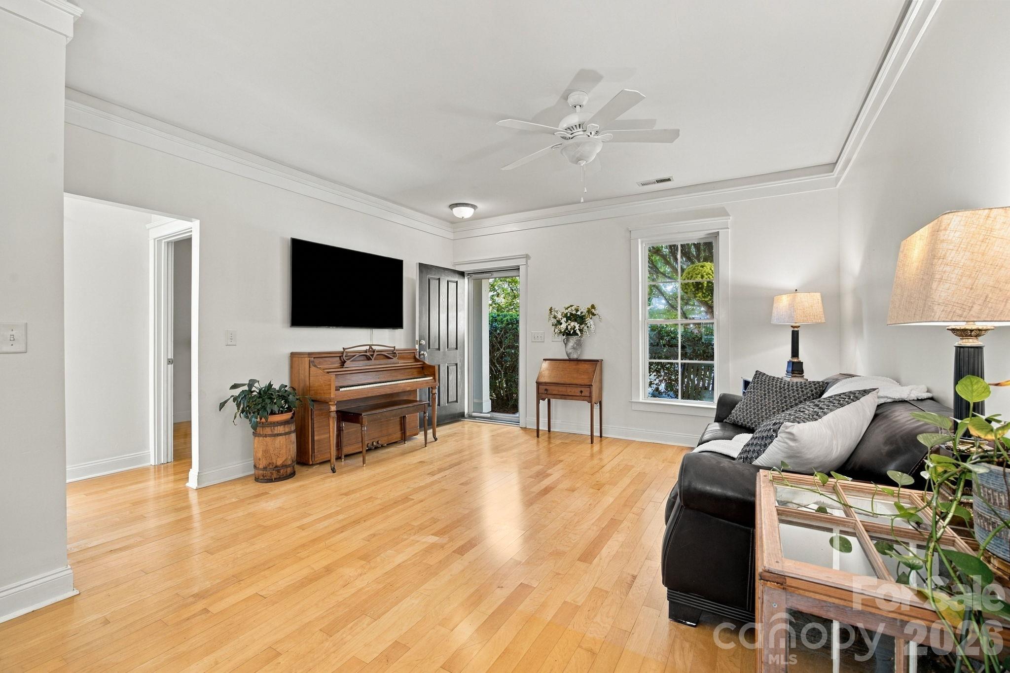 8214 Ballymore Court Property Photo 5