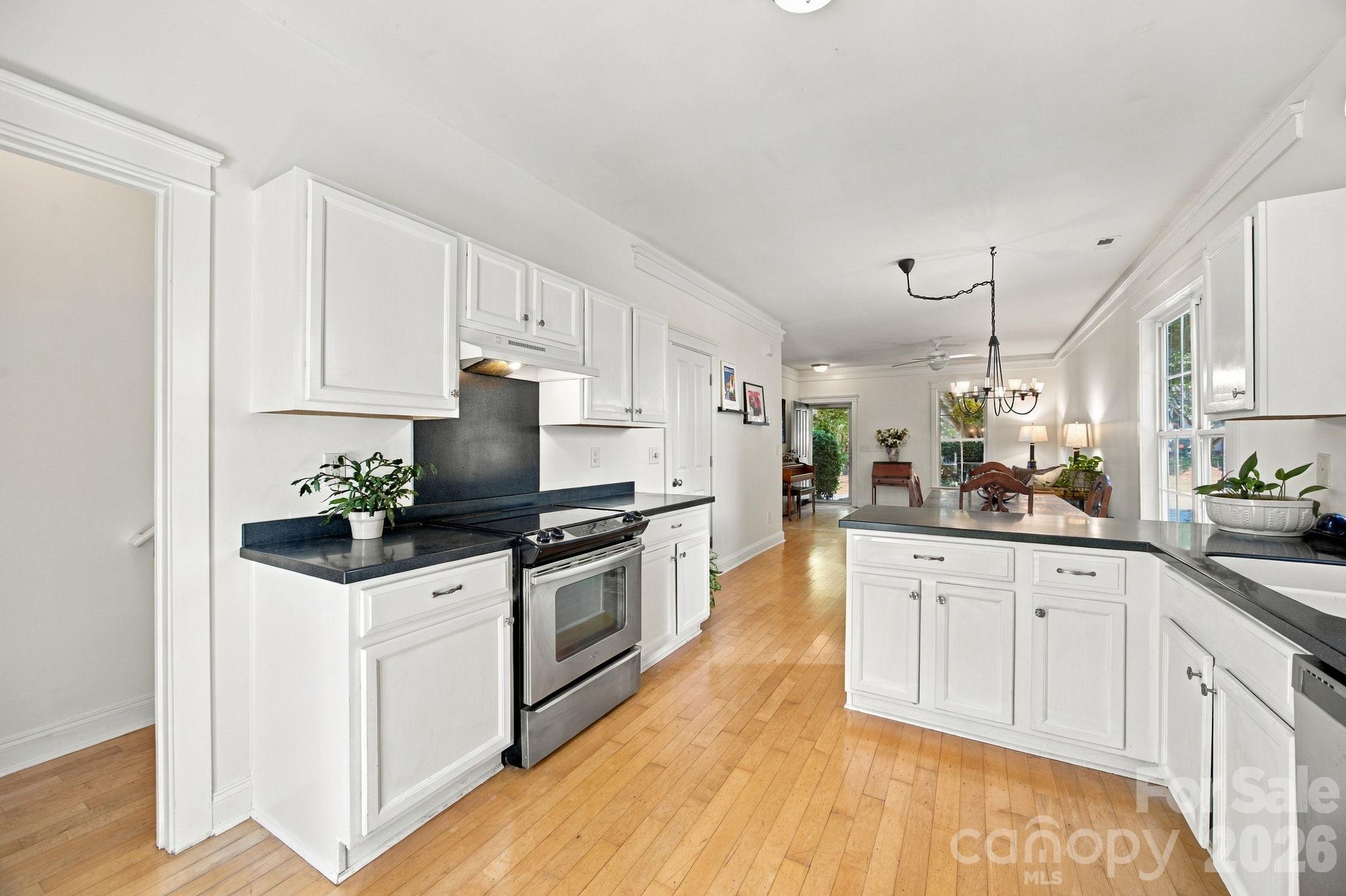 8214 Ballymore Court Property Photo 10