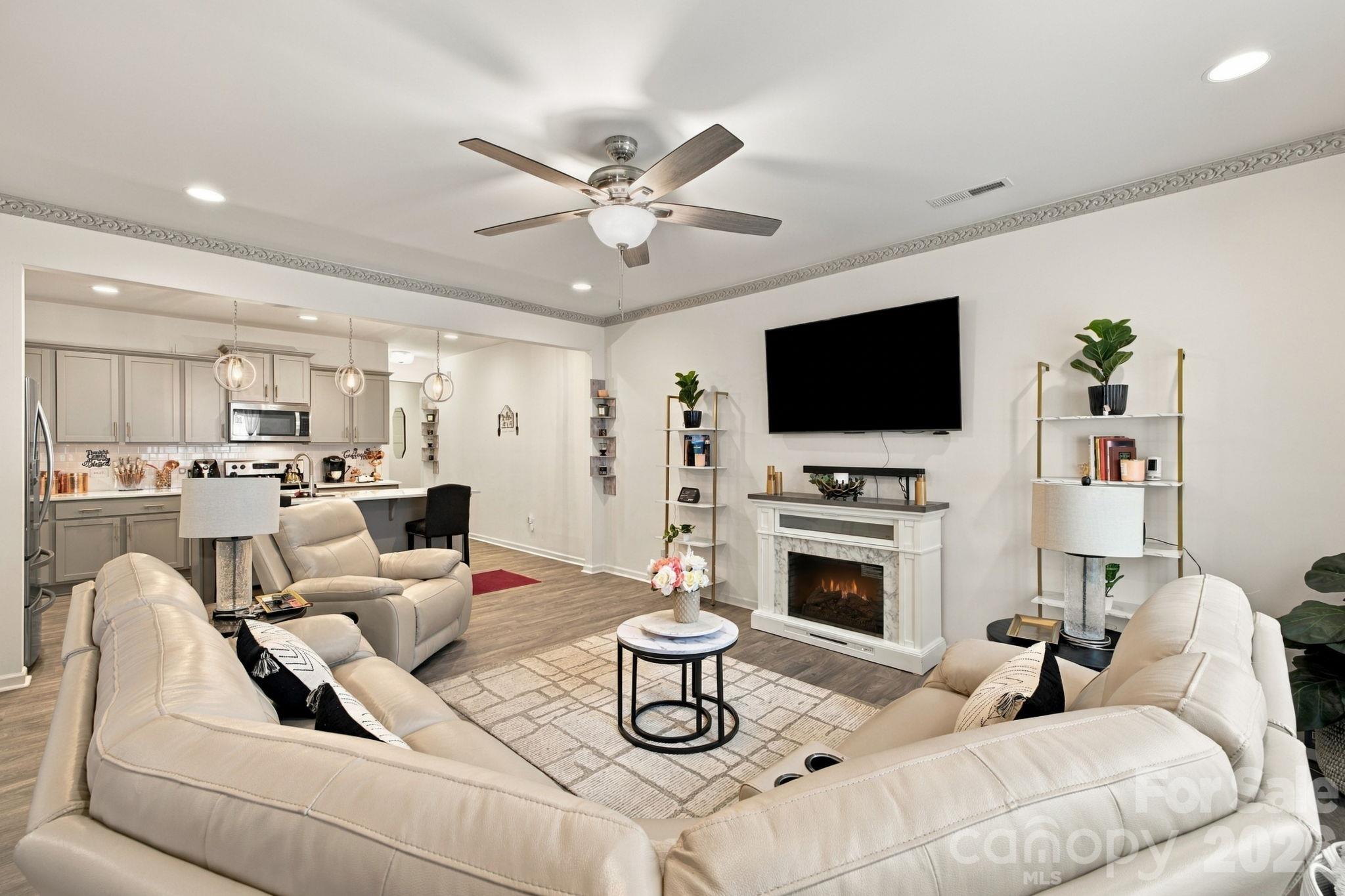 14301 Whistling Teal Drive Property Photo 12