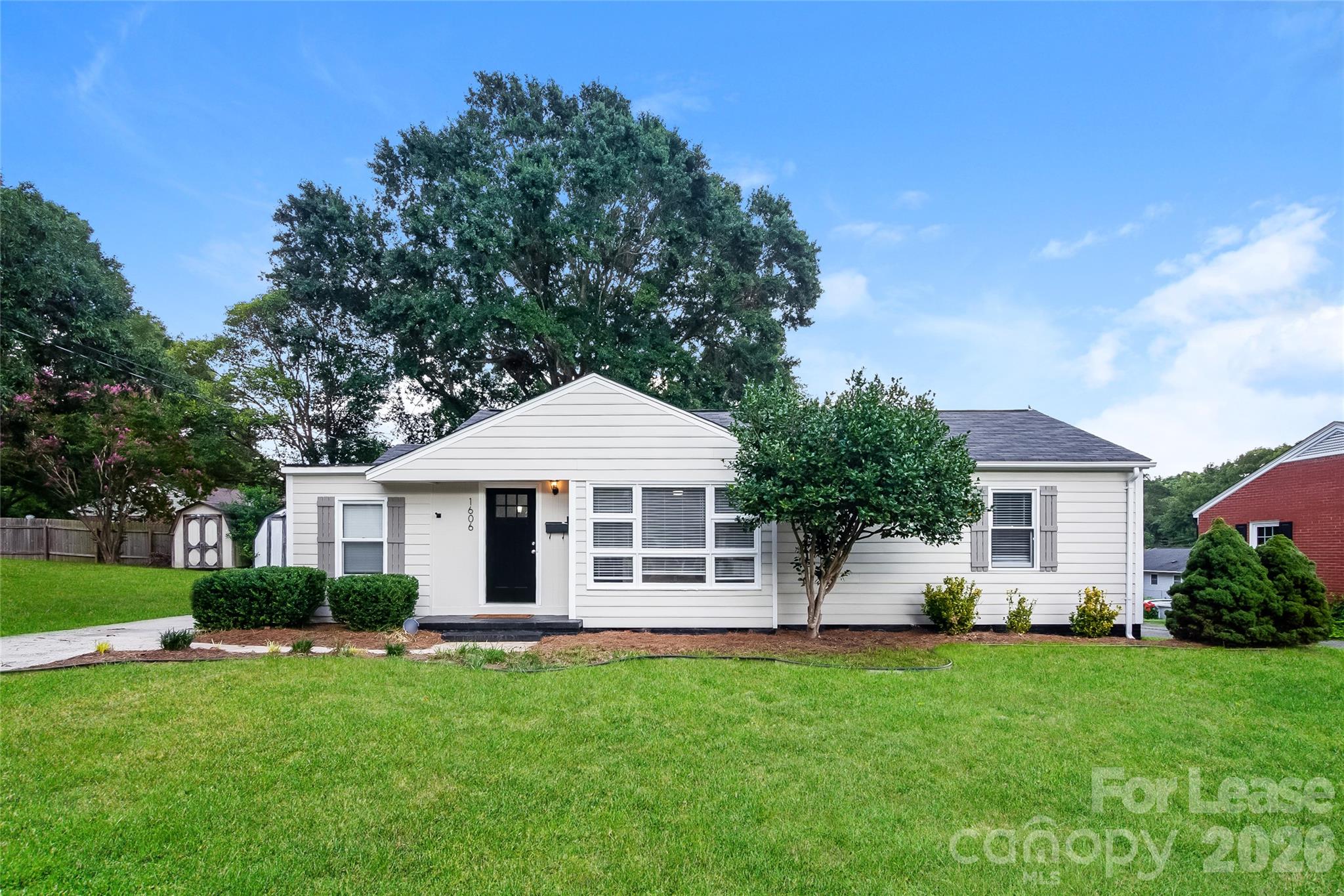 1606 Belmar Drive Property Photo 2
