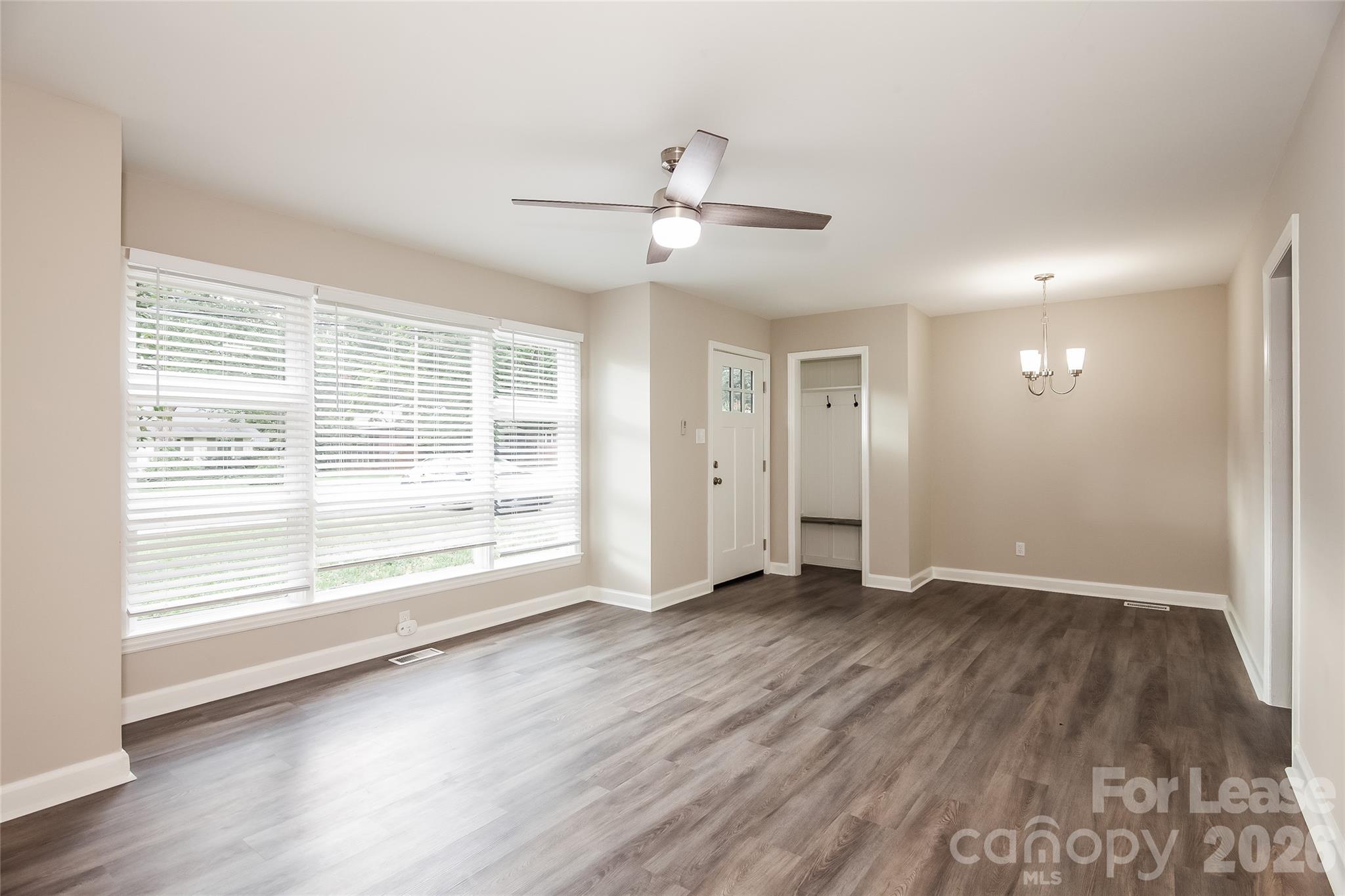 1606 Belmar Drive Property Photo 3