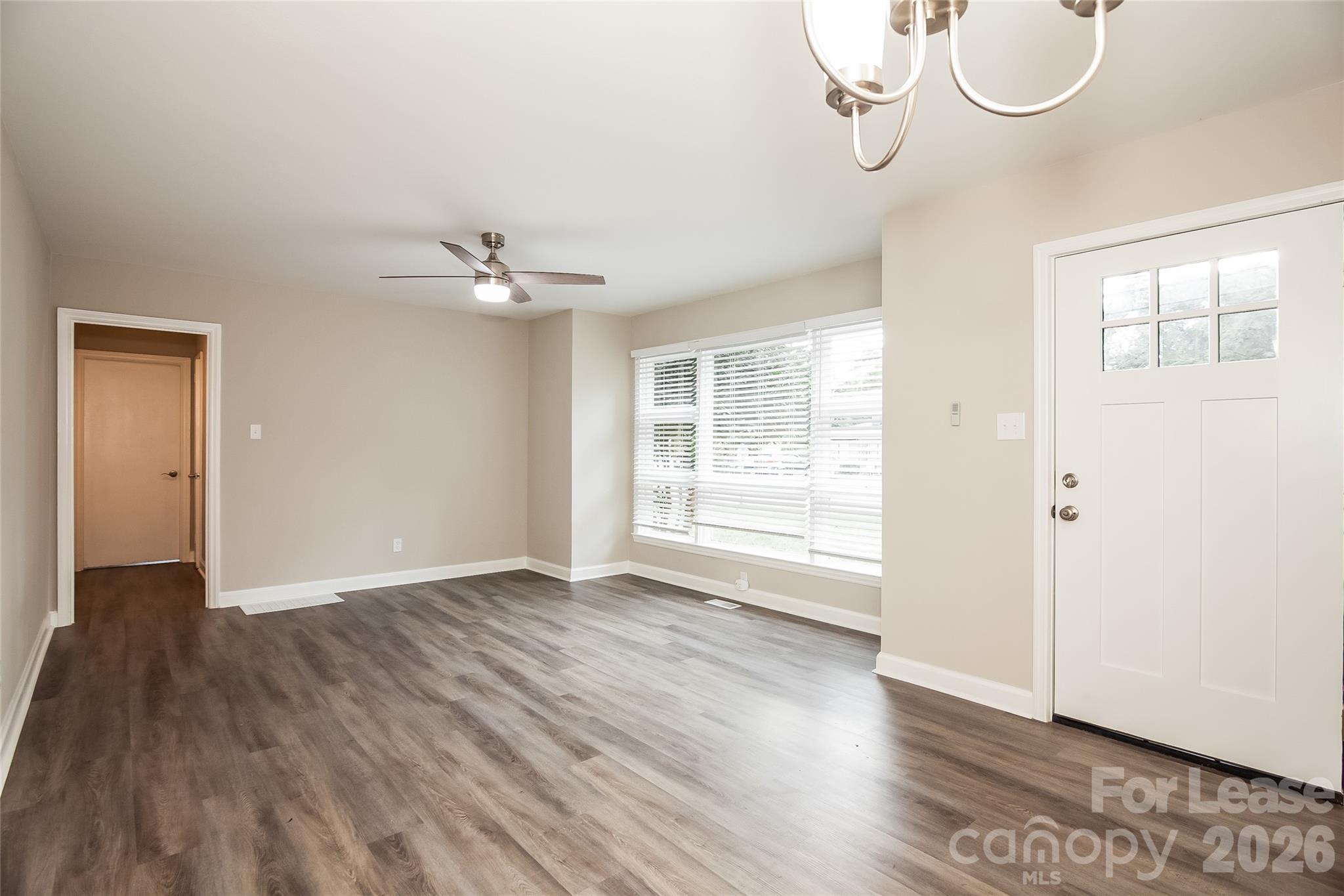 1606 Belmar Drive Property Photo 4