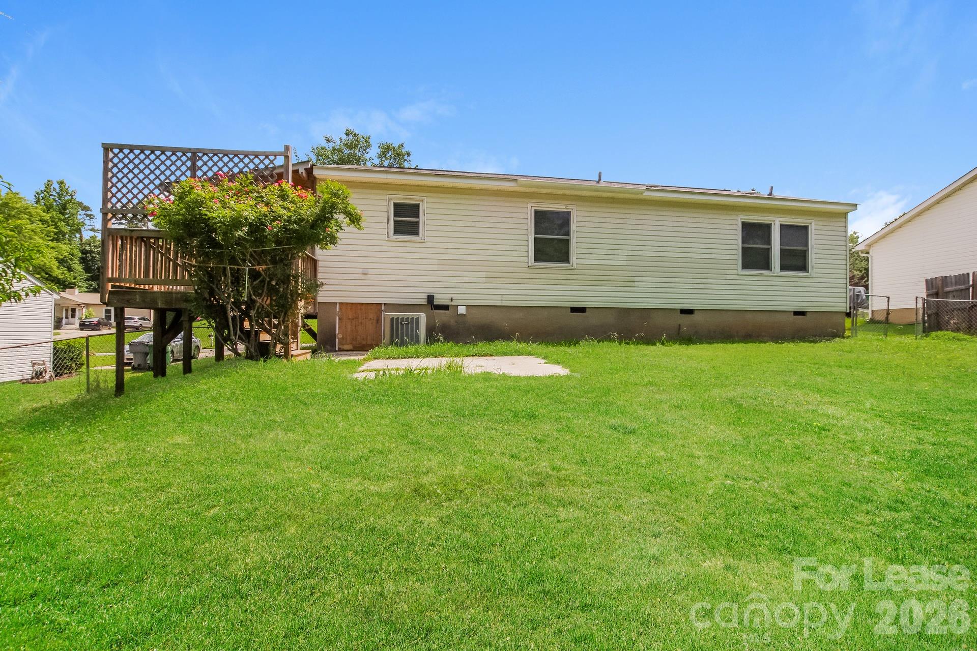 7610 Denon Hills Drive Property Photo 4